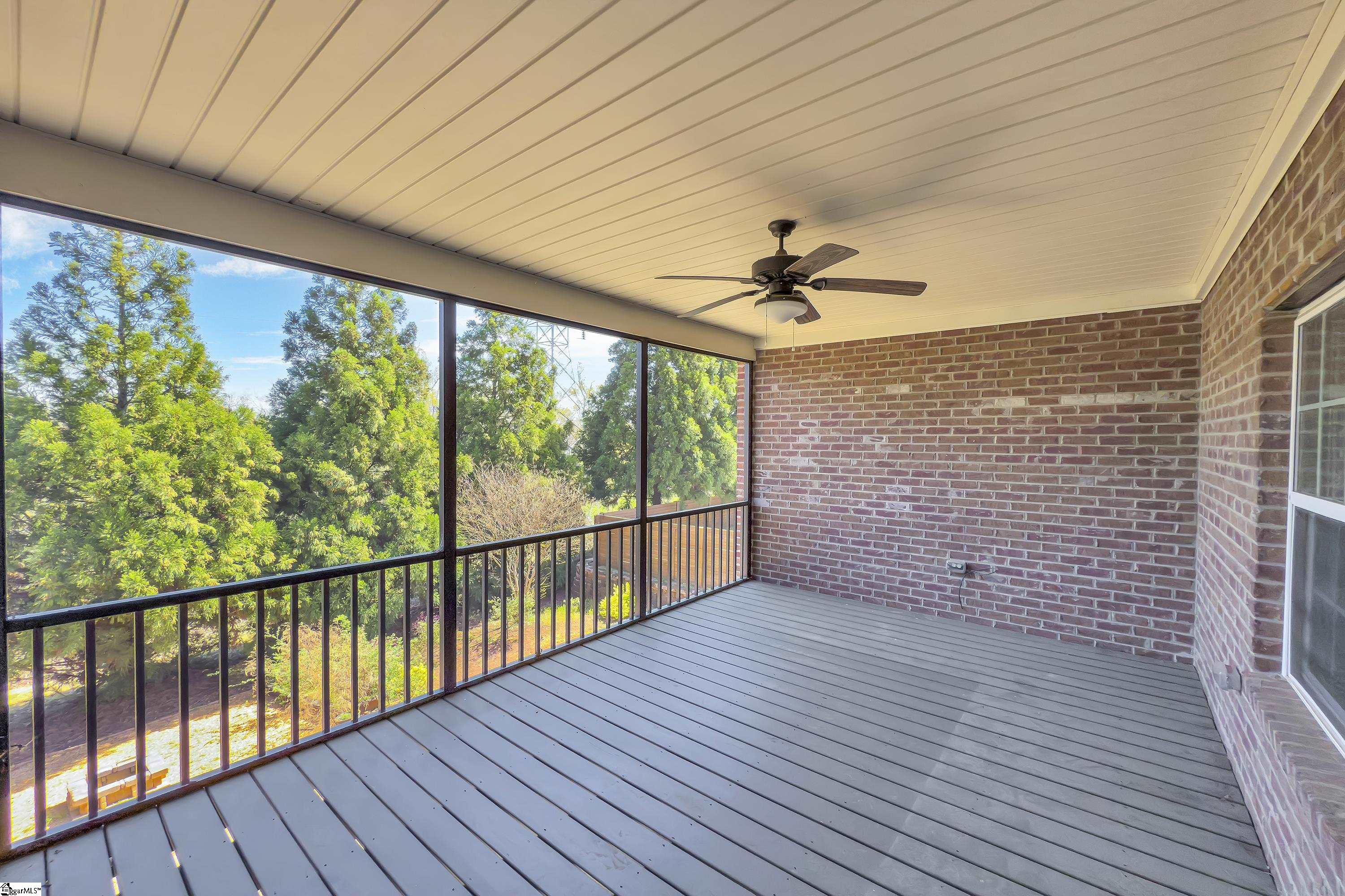 524 New Tarleton Way