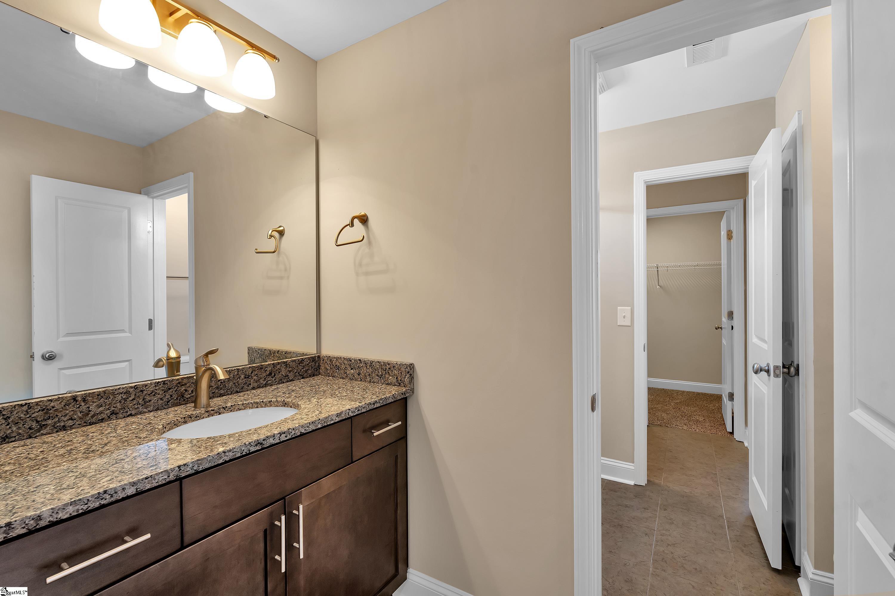 524 New Tarleton Way