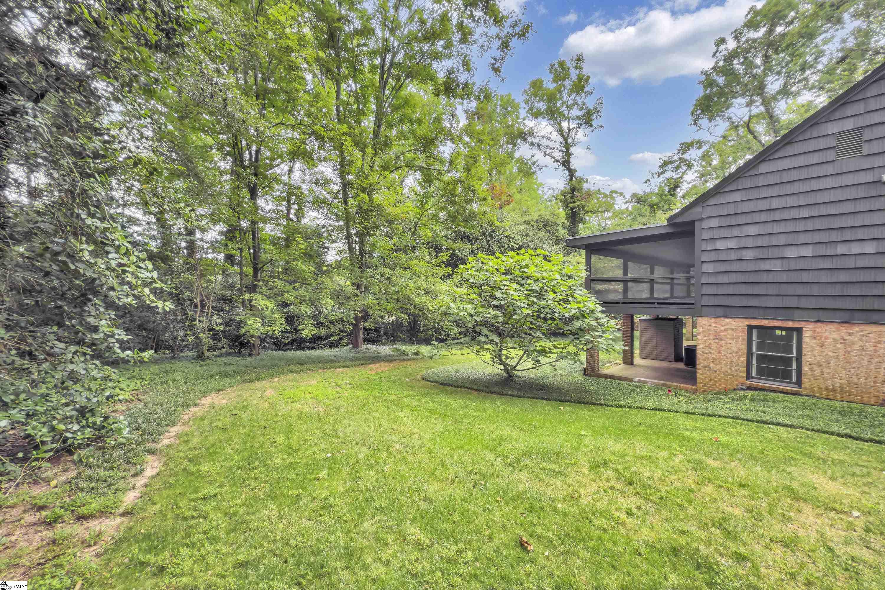 100 W Seven Oaks Drive