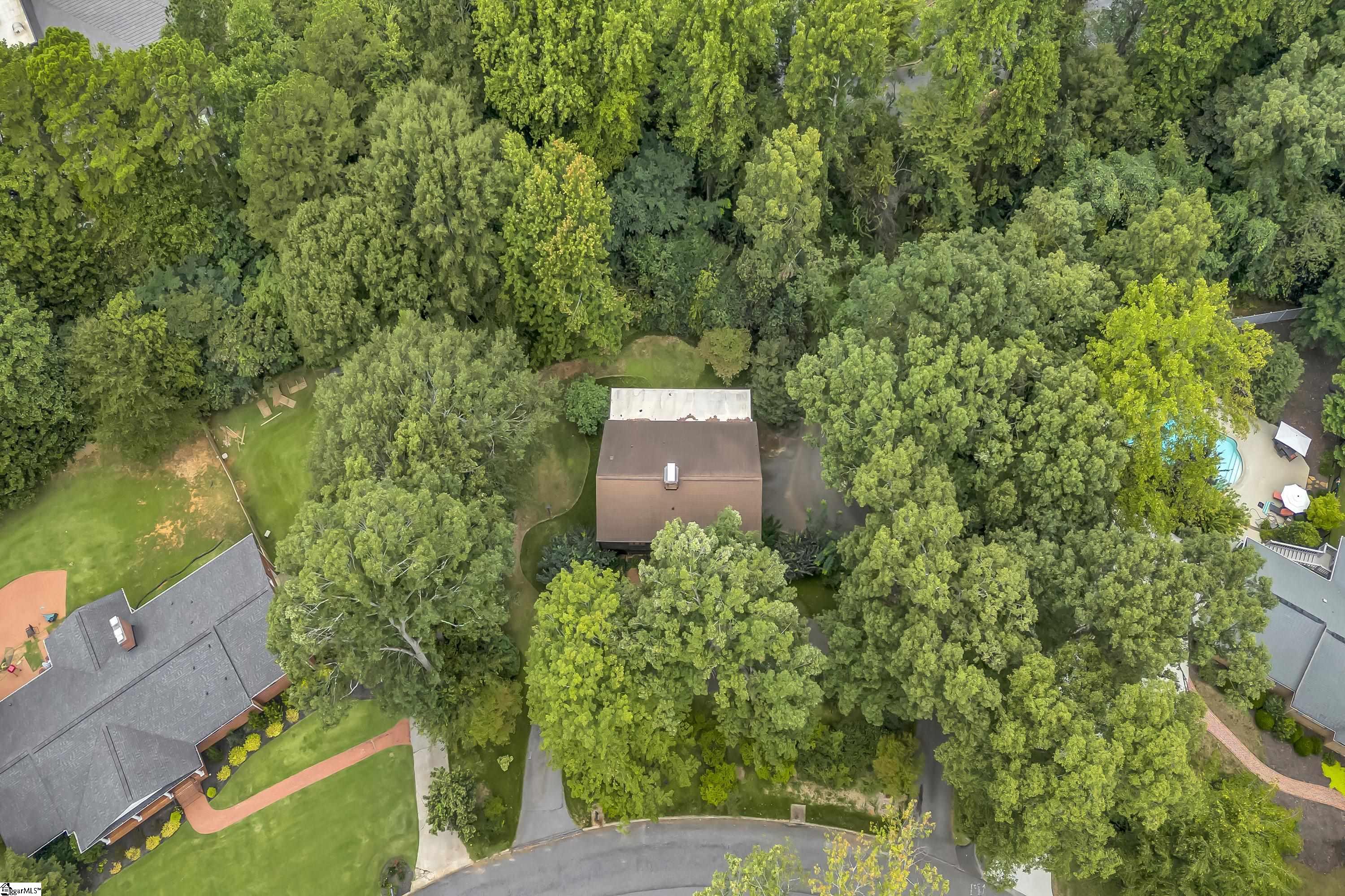 100 W Seven Oaks Drive