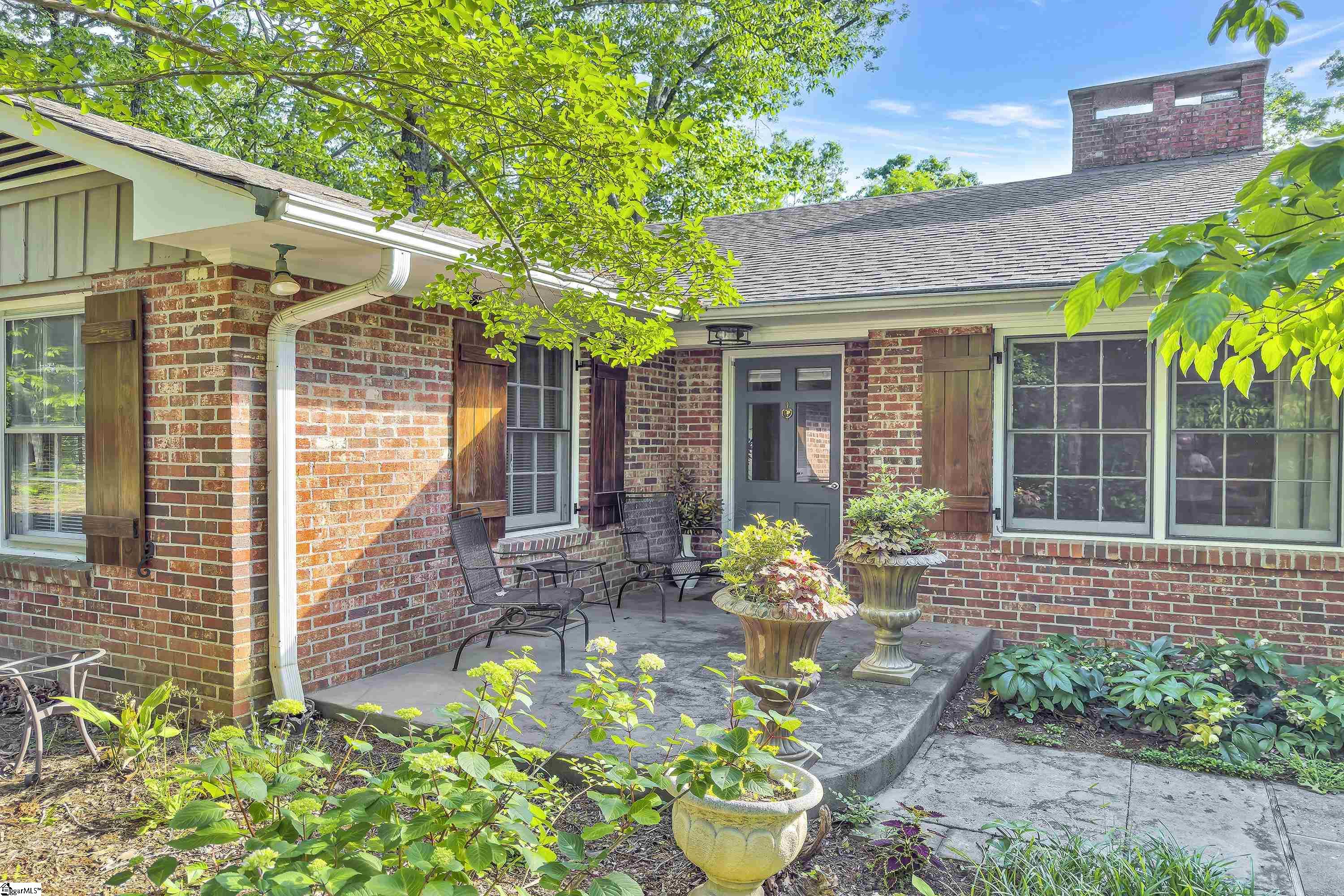 7 Hearthstone Lane