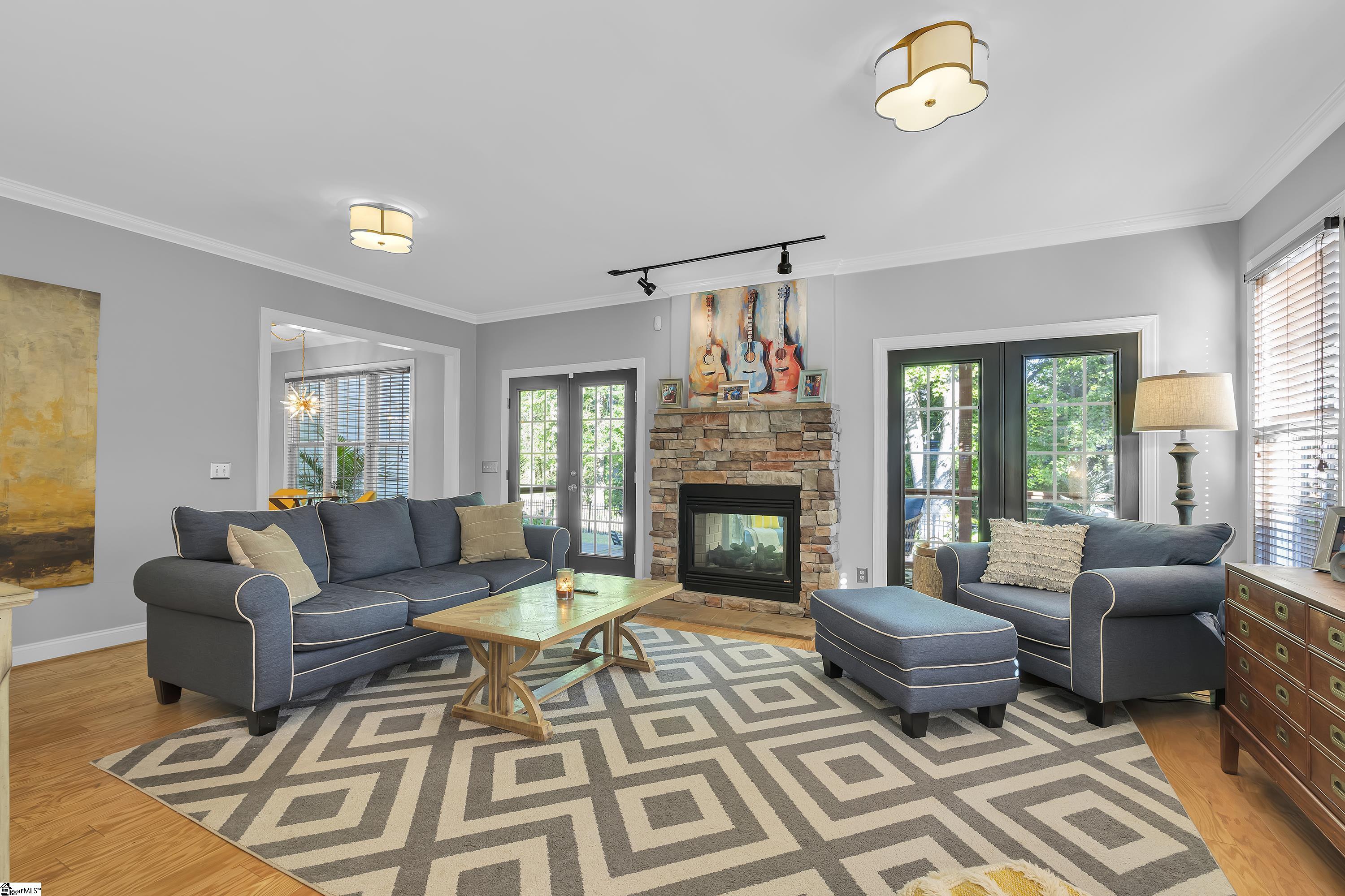 24 Shannon Ridge Court