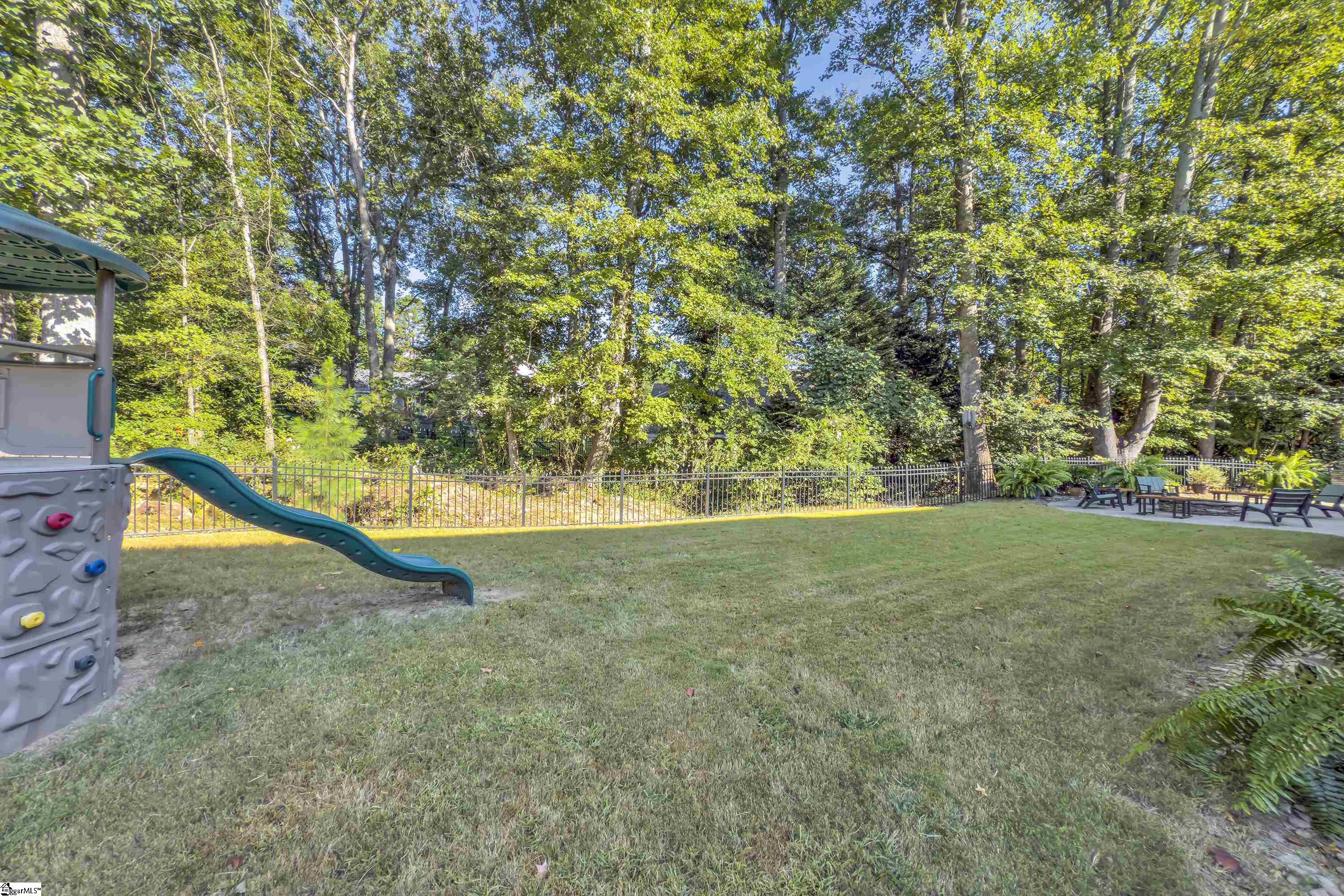 24 Shannon Ridge Court