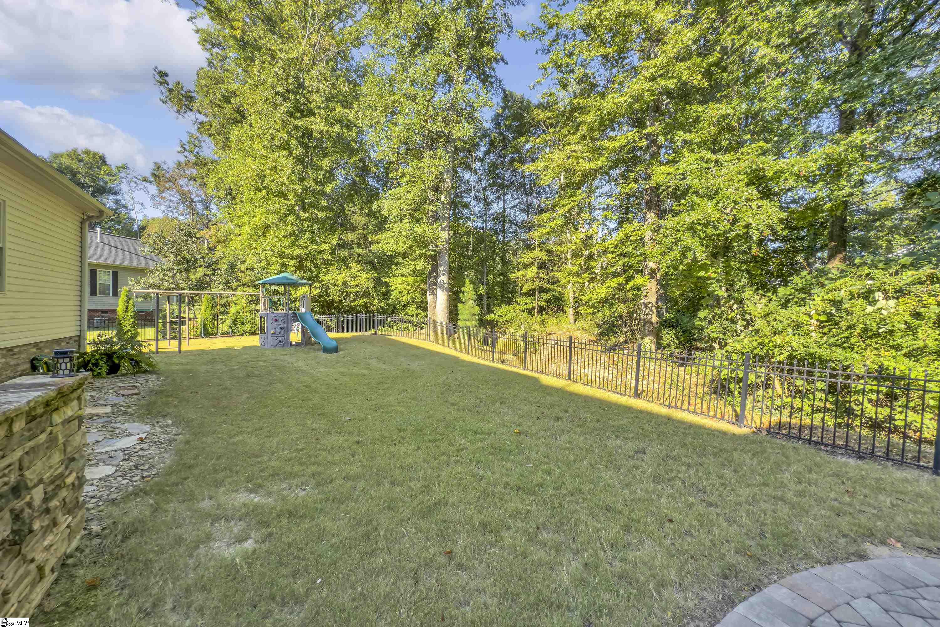 24 Shannon Ridge Court