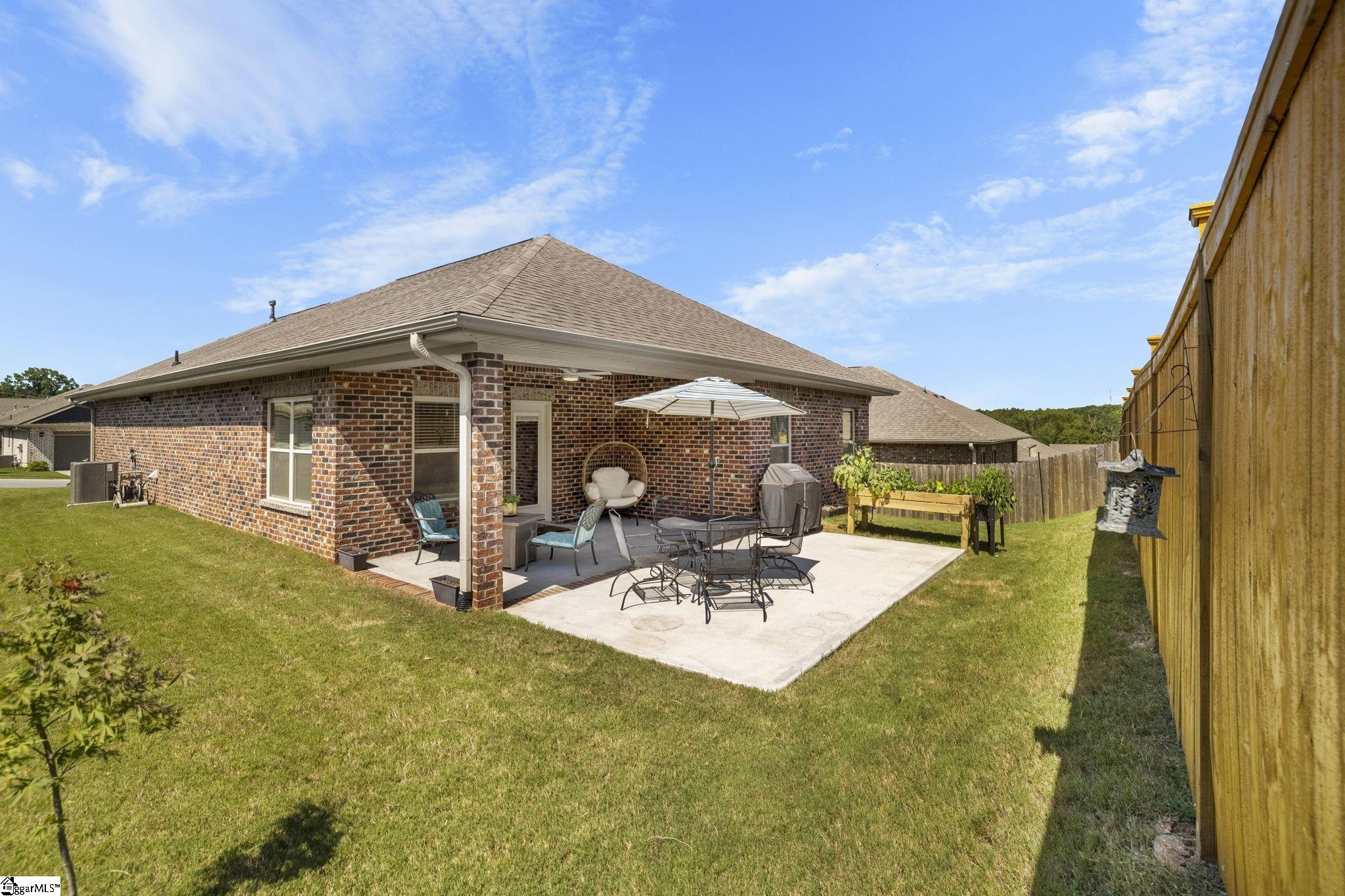 512 Flying Squirrel Way