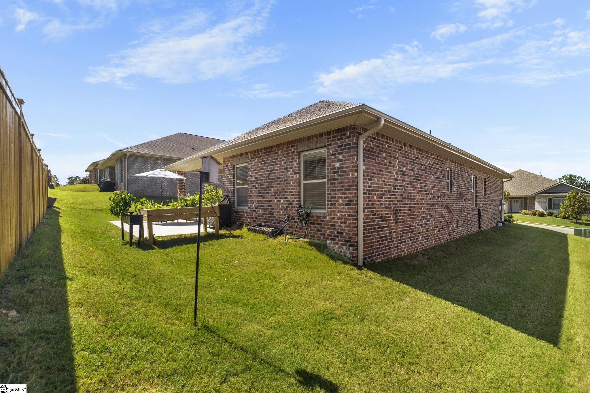 512 Flying Squirrel Way