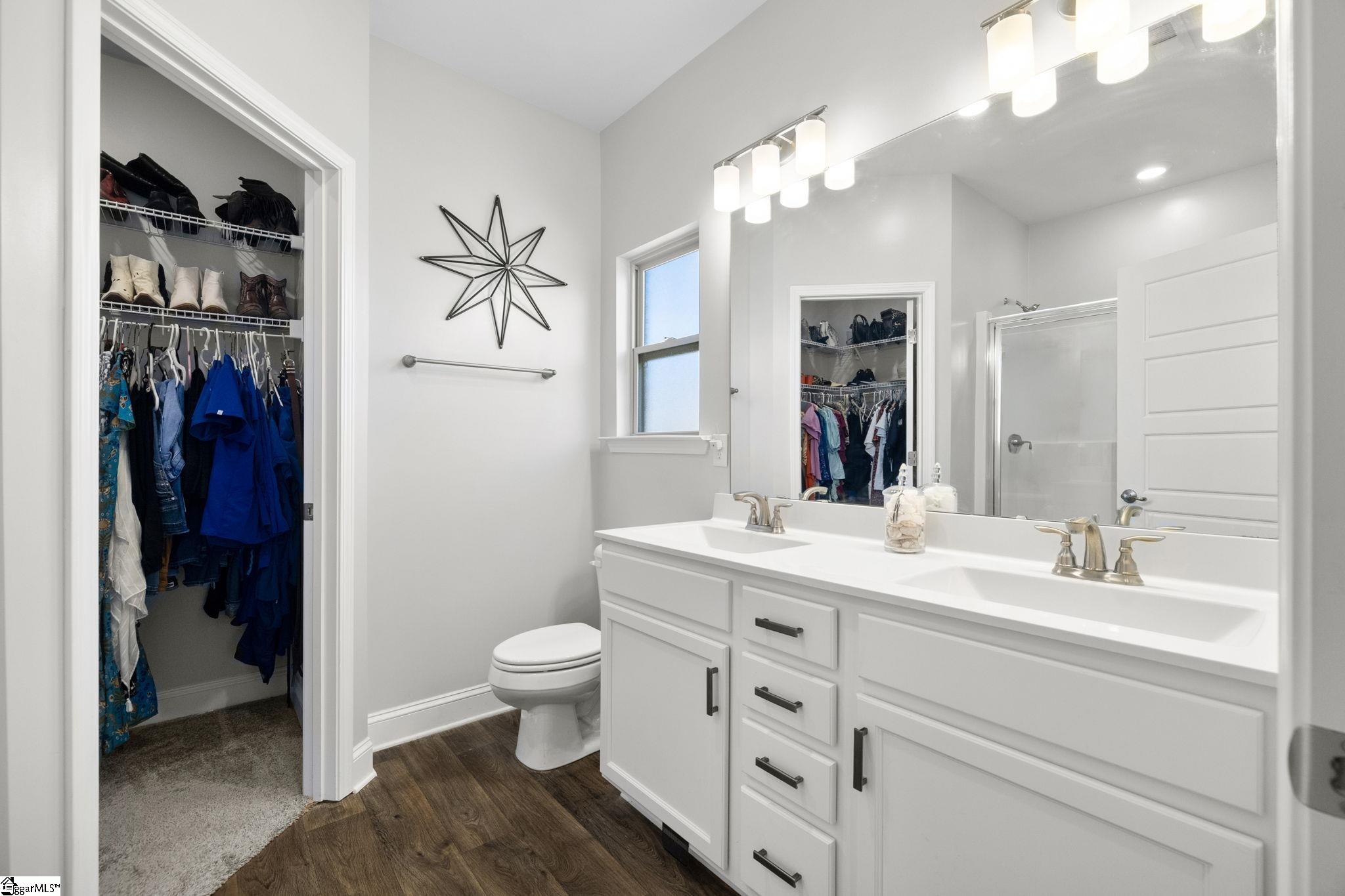 512 Flying Squirrel Way