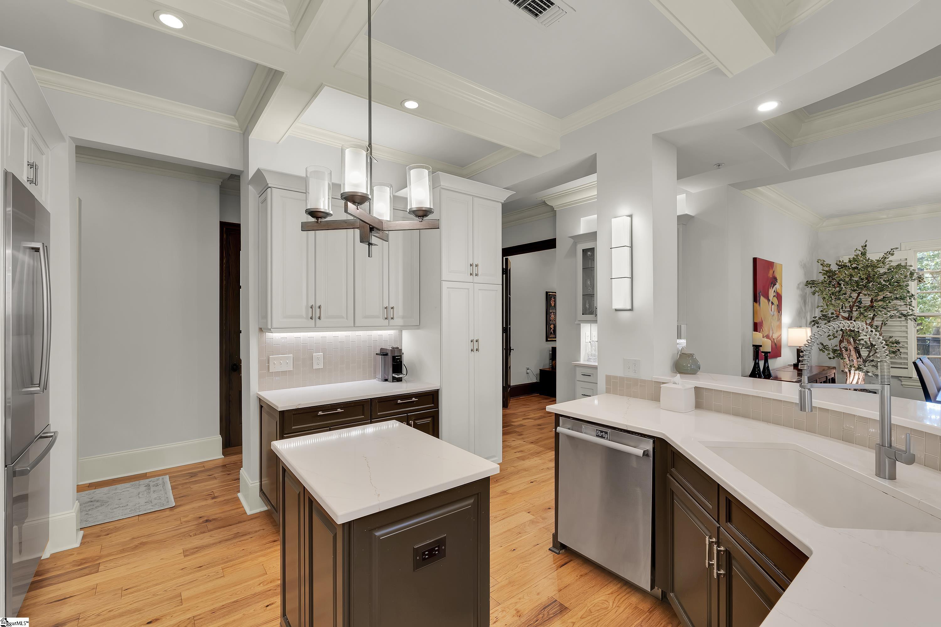 168 Ridgeland Drive Unit 100