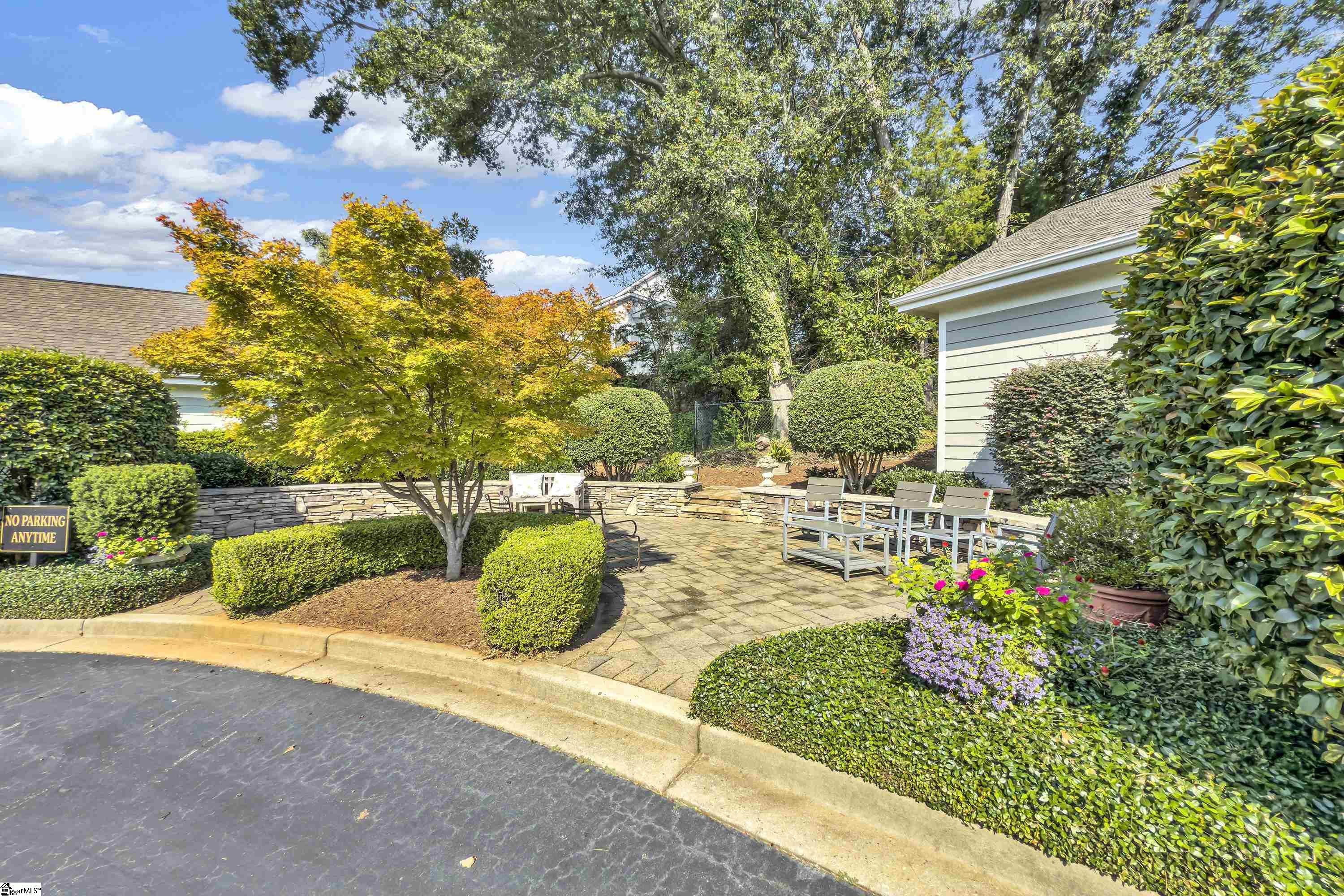 168 Ridgeland Drive Unit 100