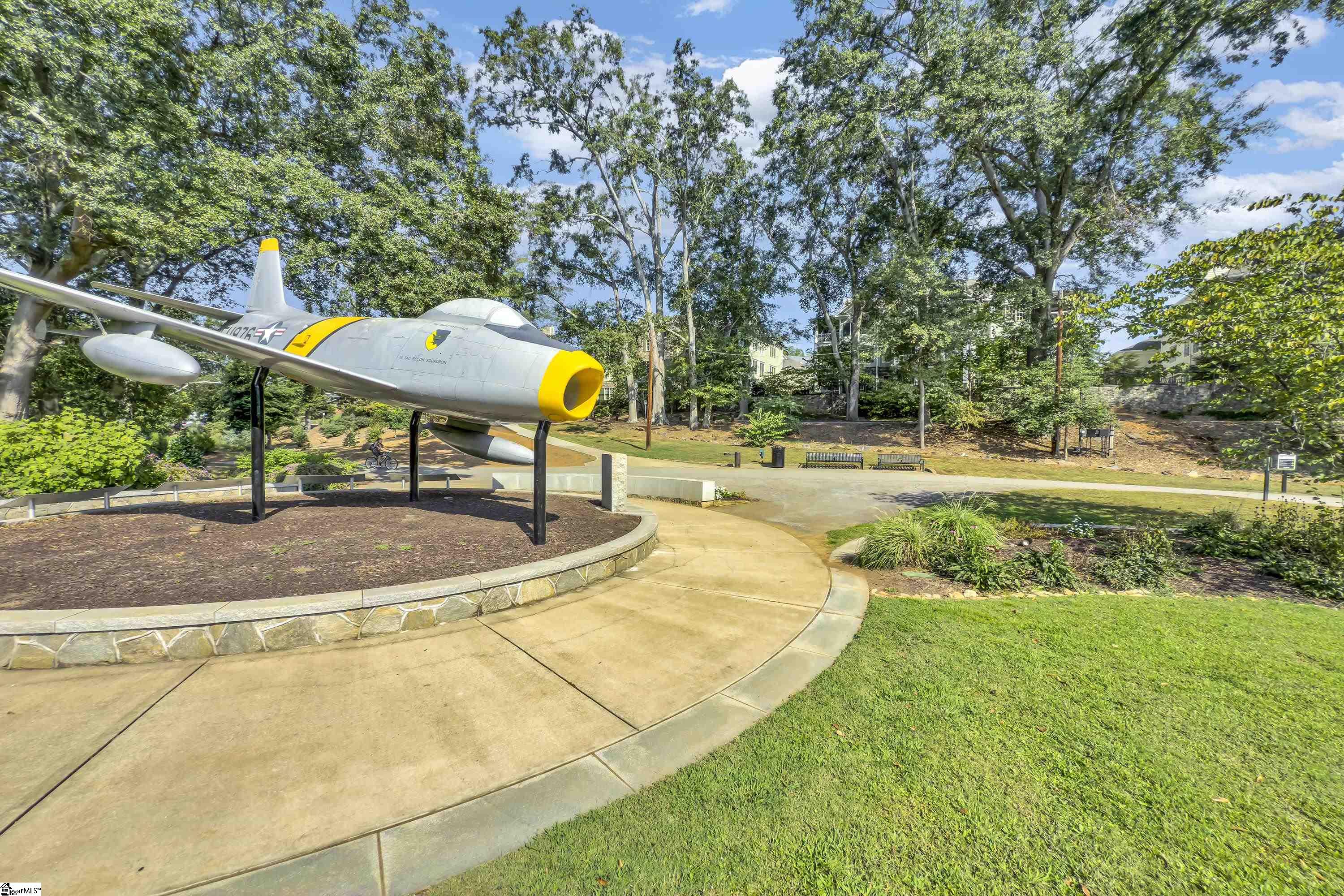 168 Ridgeland Drive Unit 100