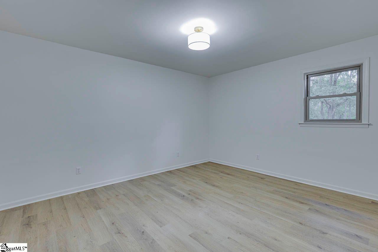 104 Stone Hedge Court