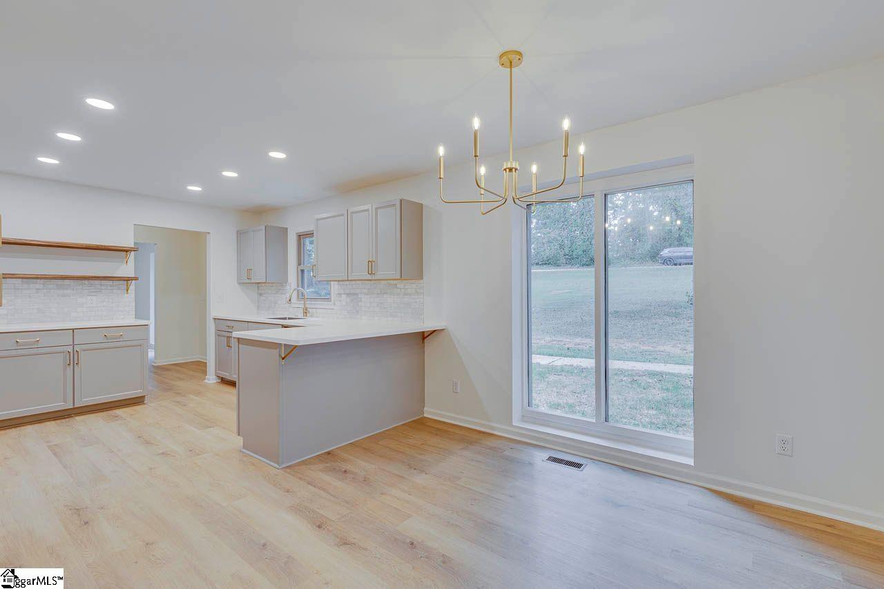 104 Stone Hedge Court