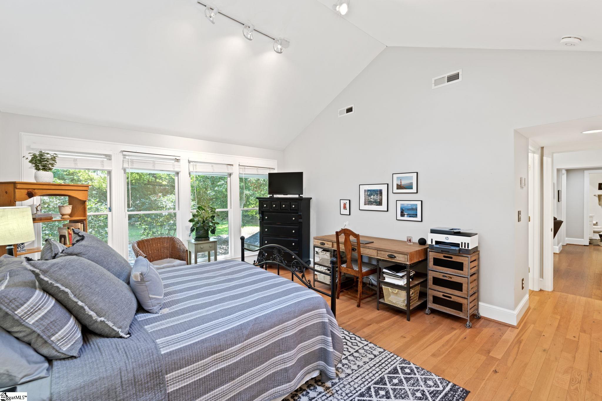 116 E Tallulah Drive