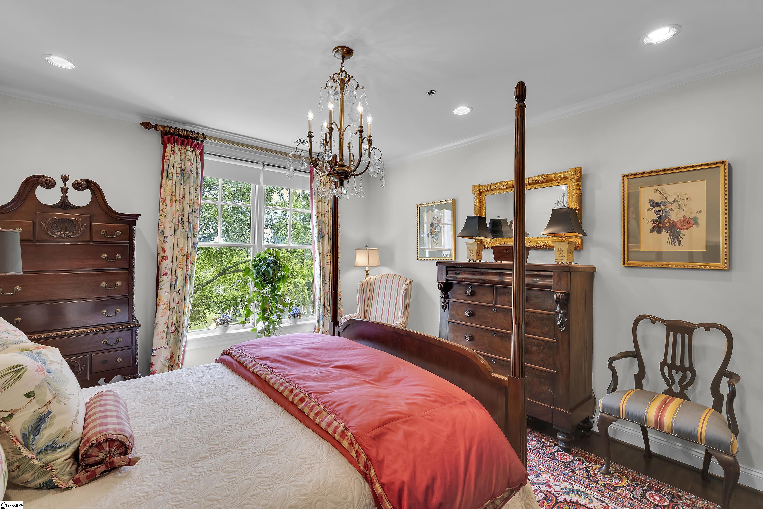 400 N Main Street Unit 204