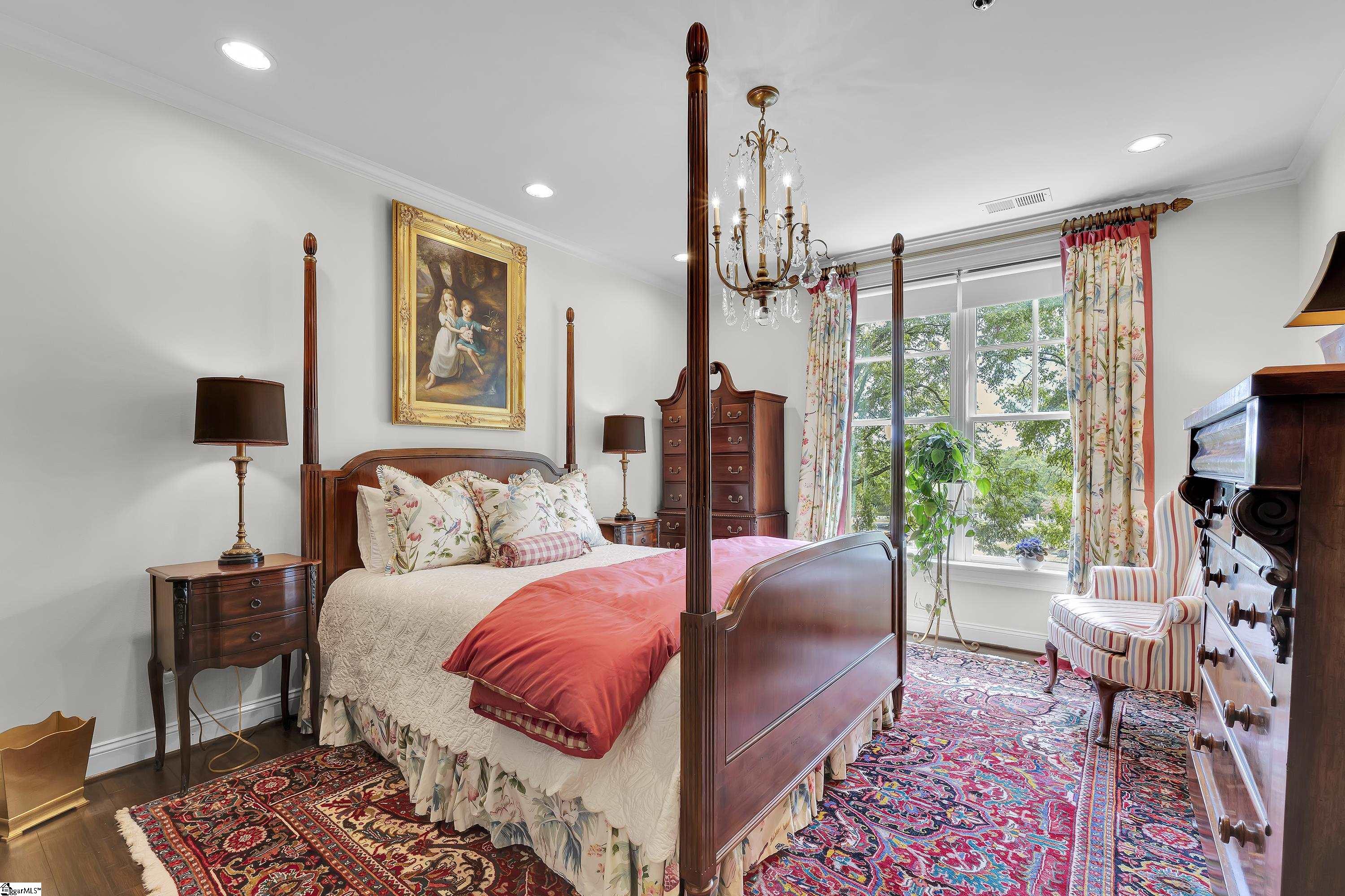 400 N Main Street Unit 204