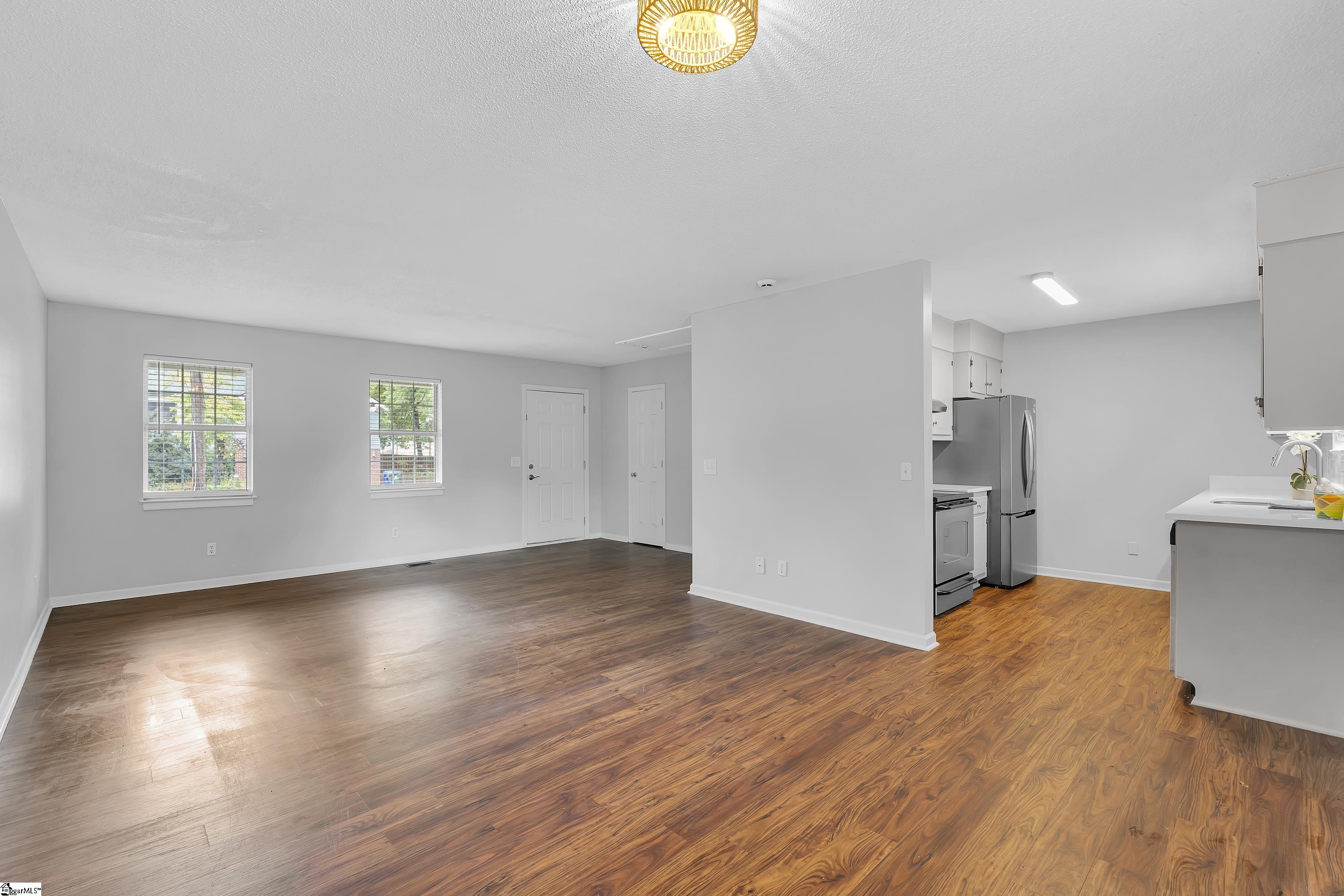 104 N Calhoun Street