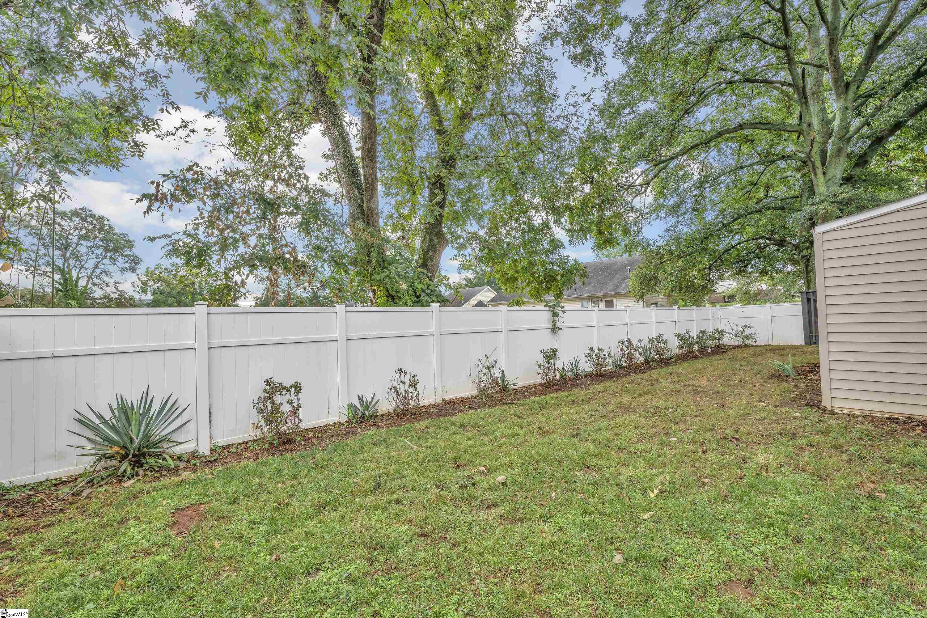 104 N Calhoun Street