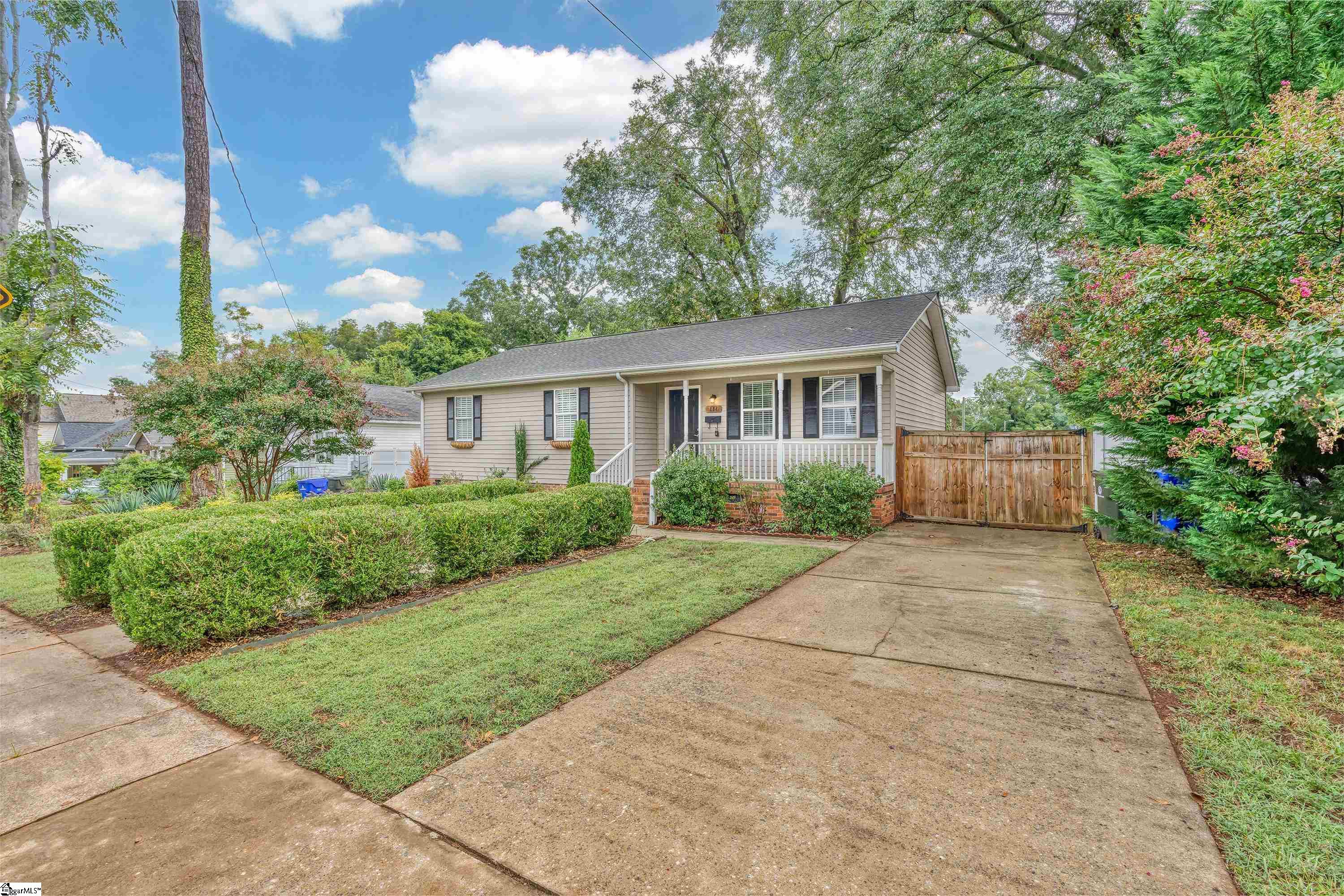 104 N Calhoun Street