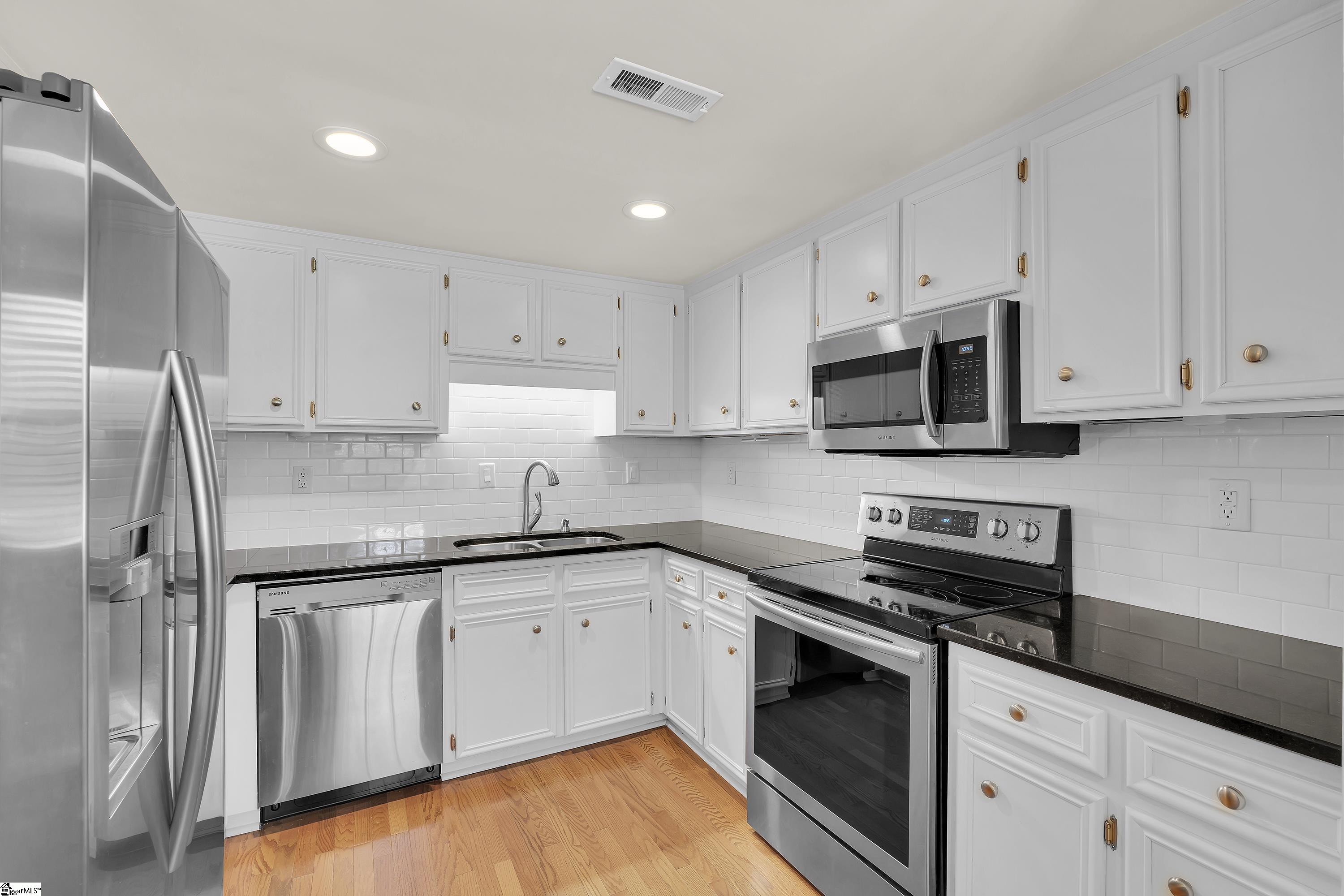 925 Cleveland Street Unit 152