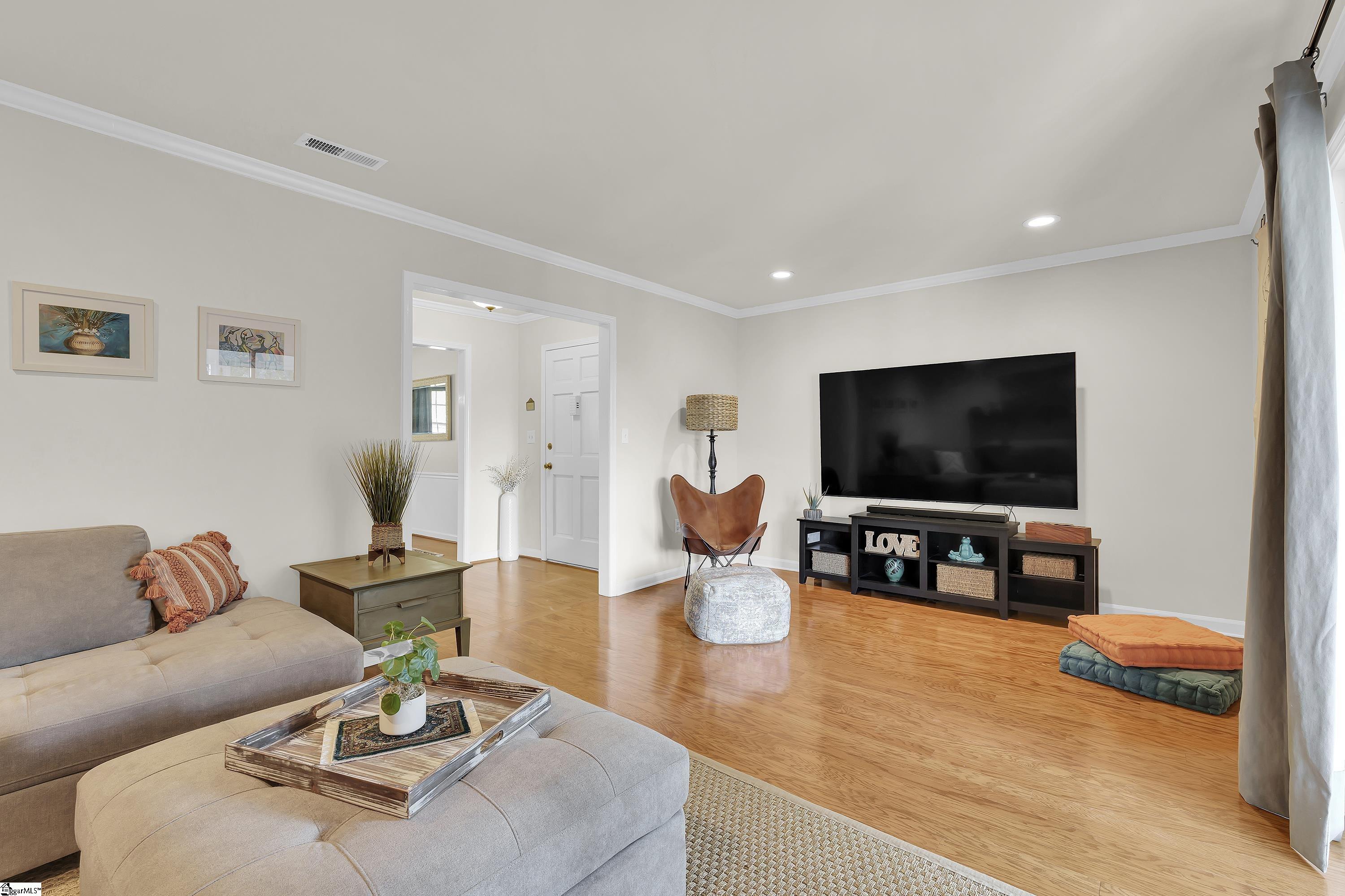 925 Cleveland Street Unit 152