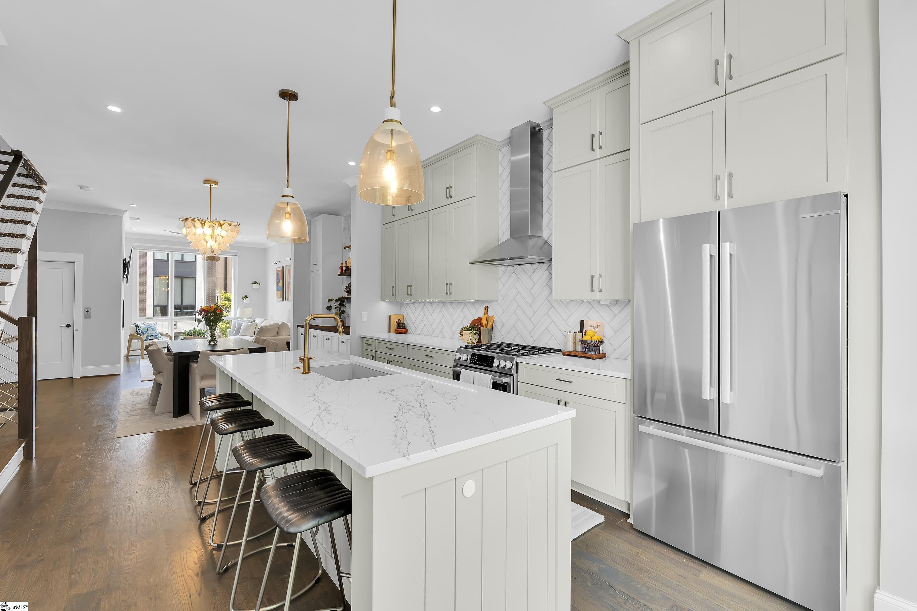 611 N Main Street Unit 9 Unit: Unit #9