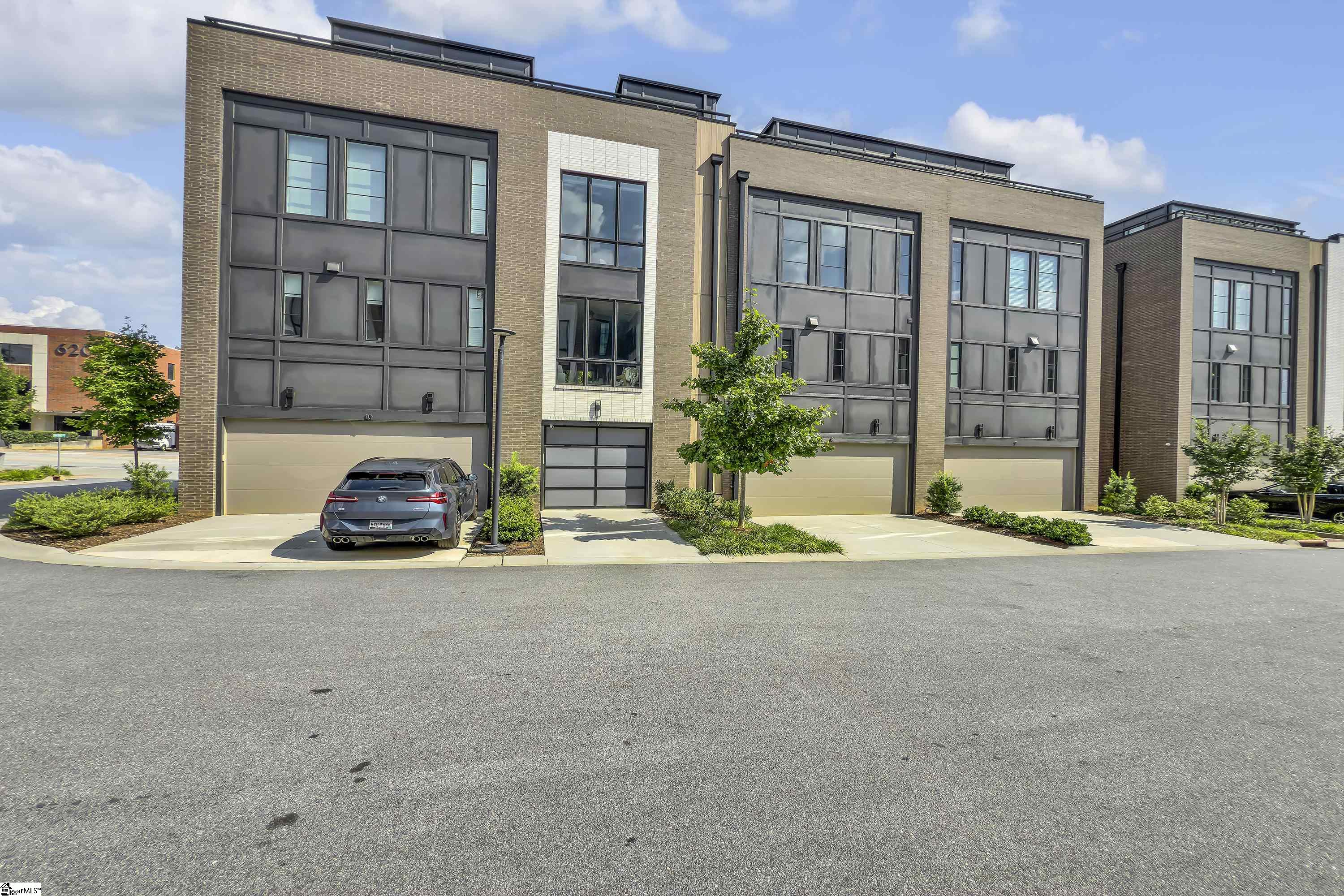 611 N Main Street Unit 9 Unit: Unit #9