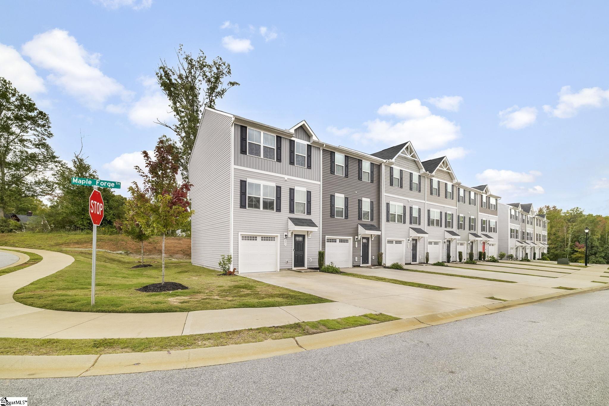 201 Maple Forge Trail