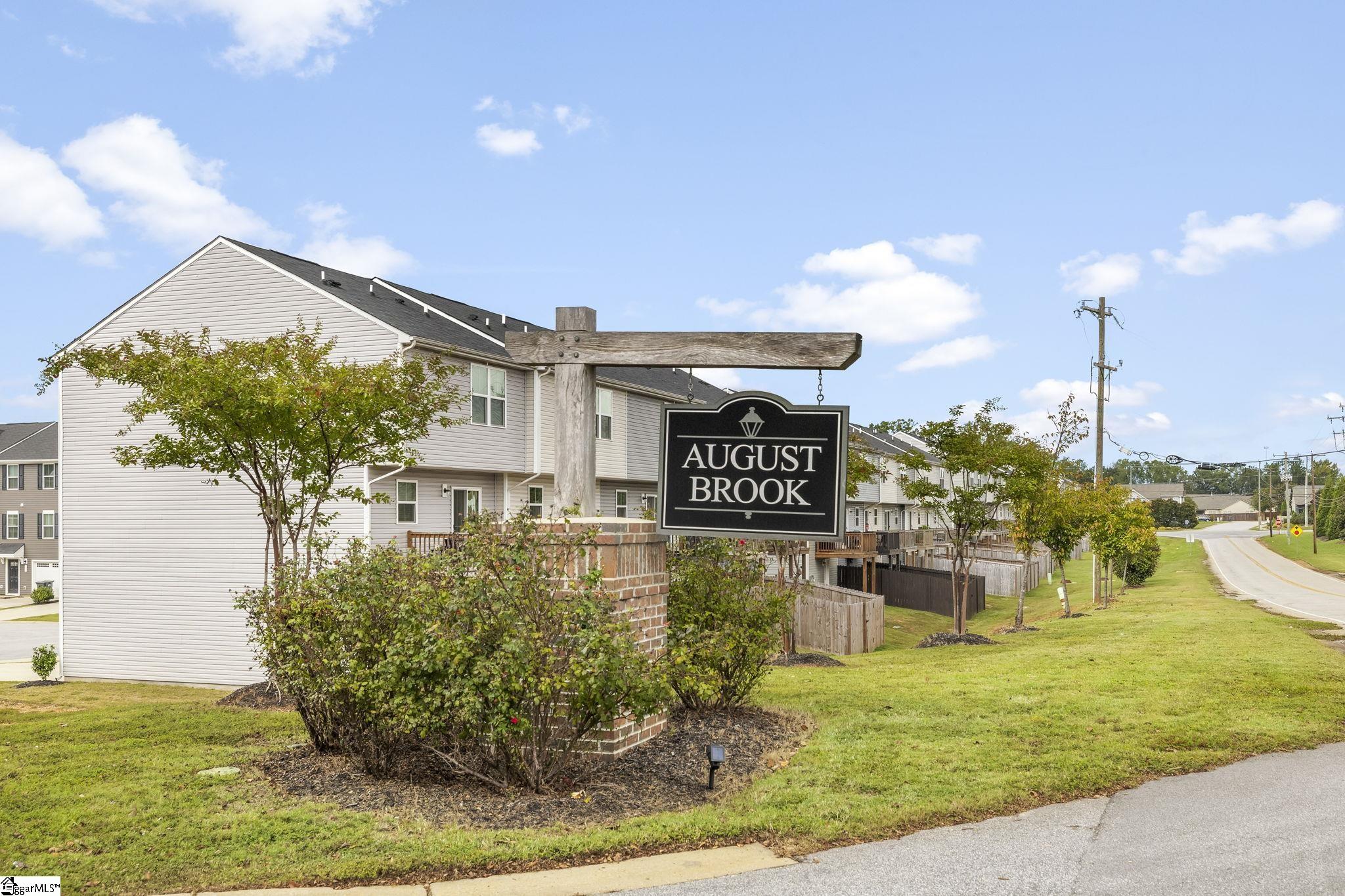 201 Maple Forge Trail