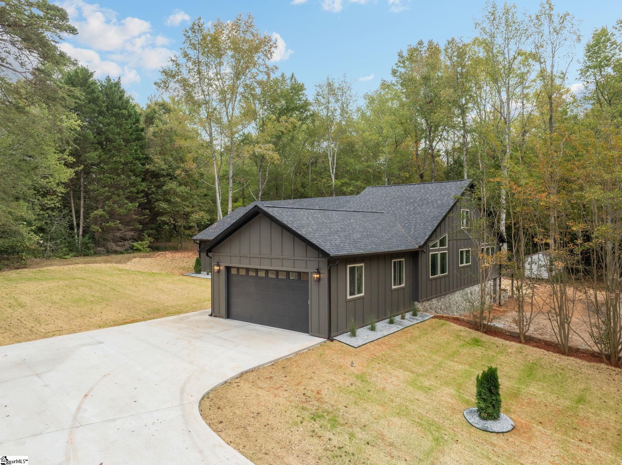 134 Country Lakes Road