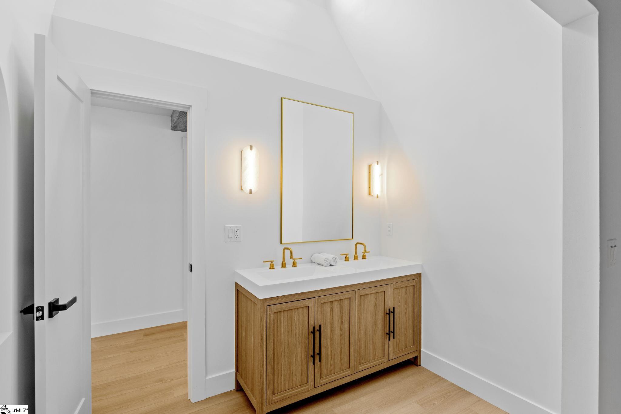 134 Country Lakes Road