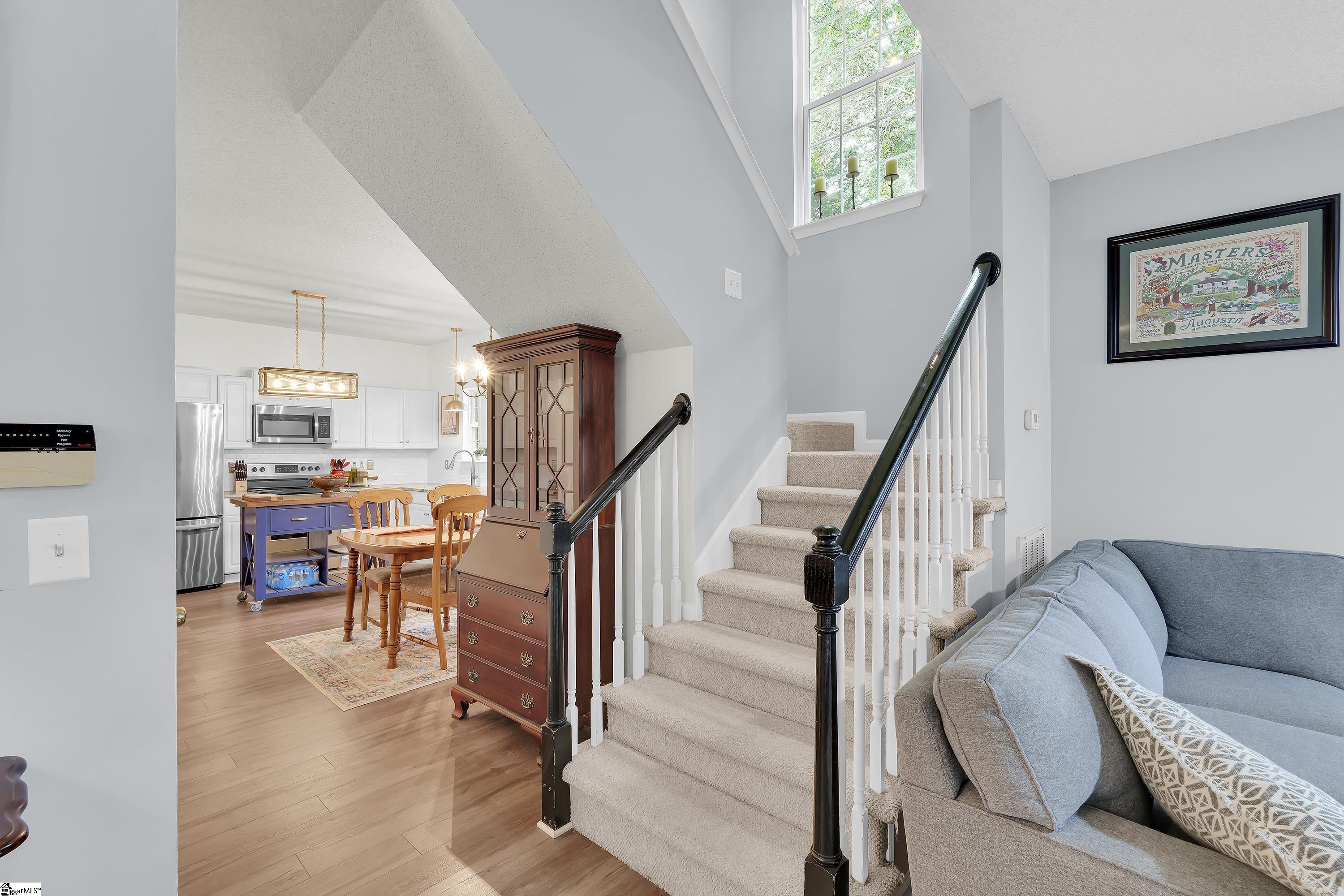 111 Golden Crest Court