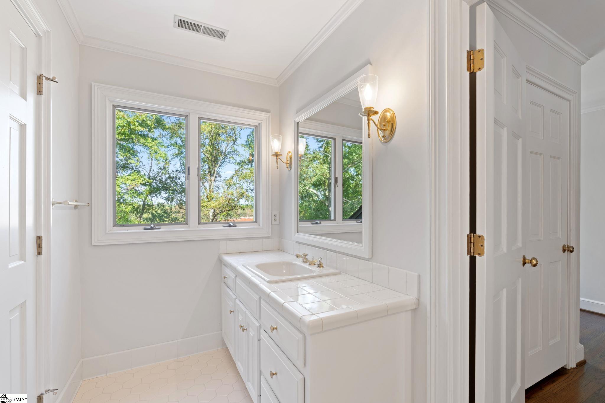 212 Hidden Hills Drive