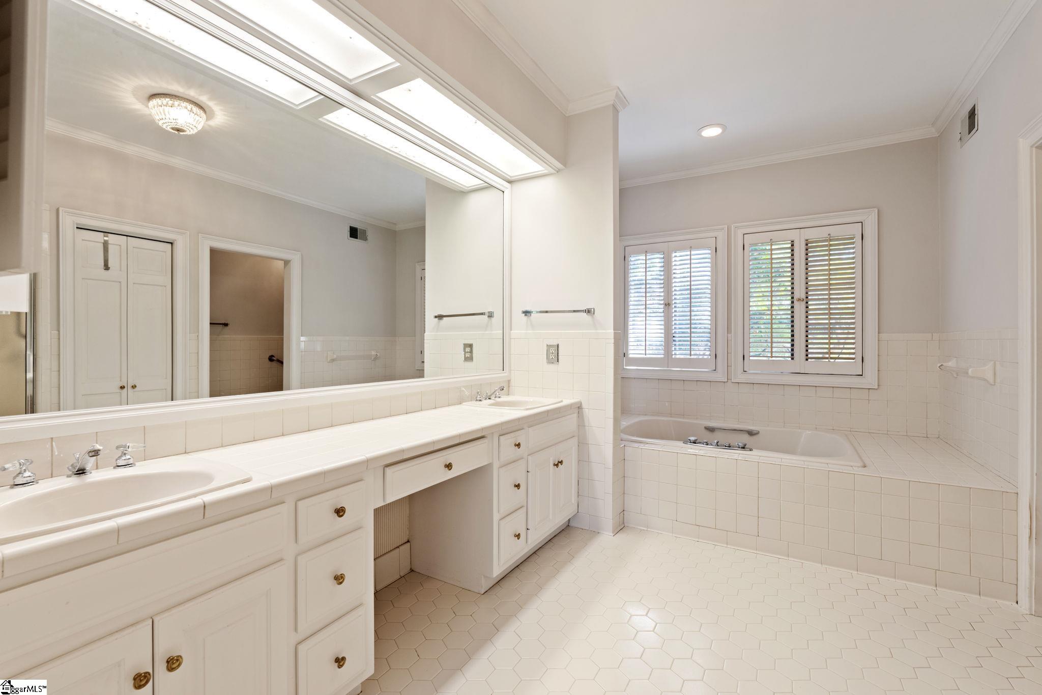 212 Hidden Hills Drive