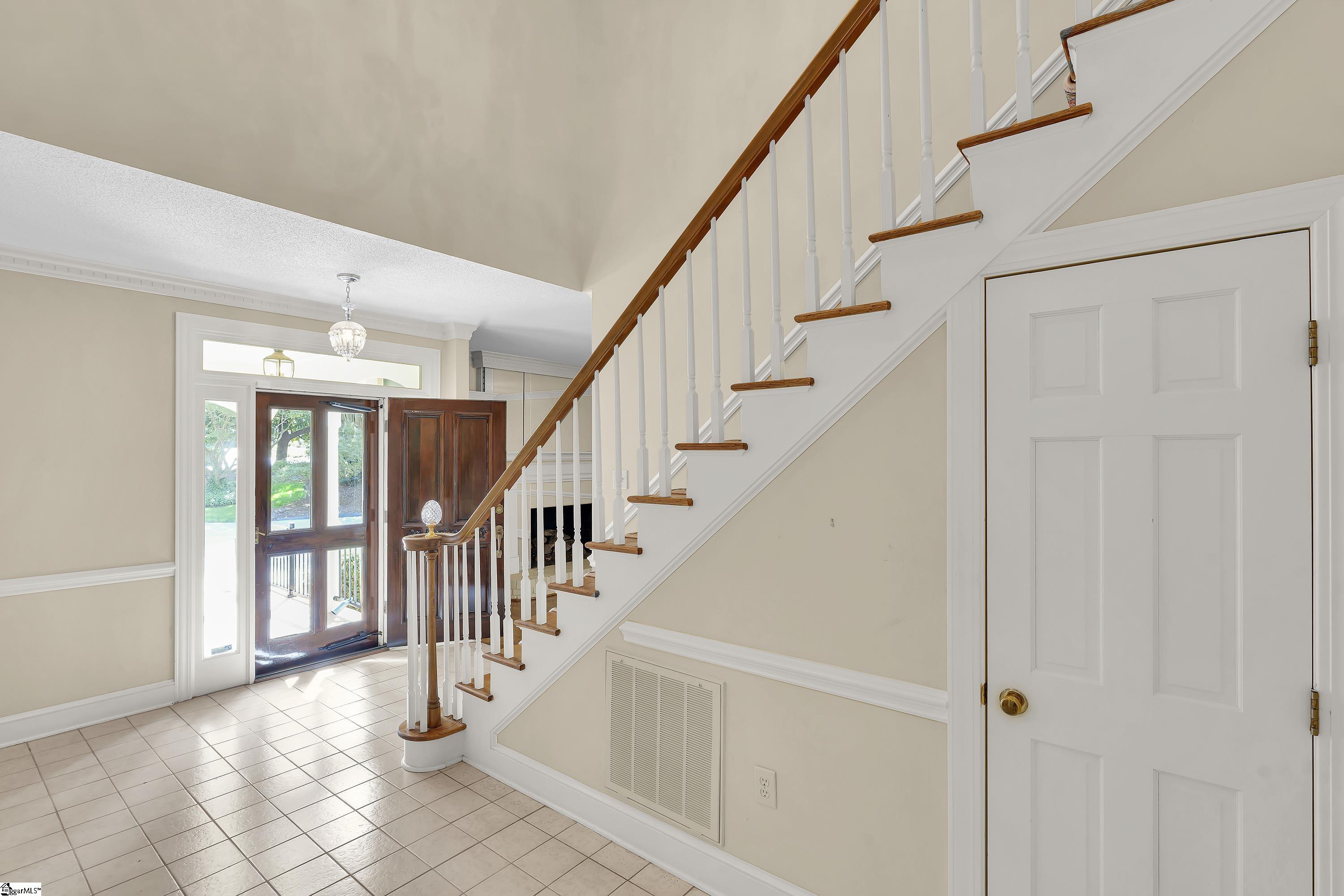 122 Hidden Hills Drive