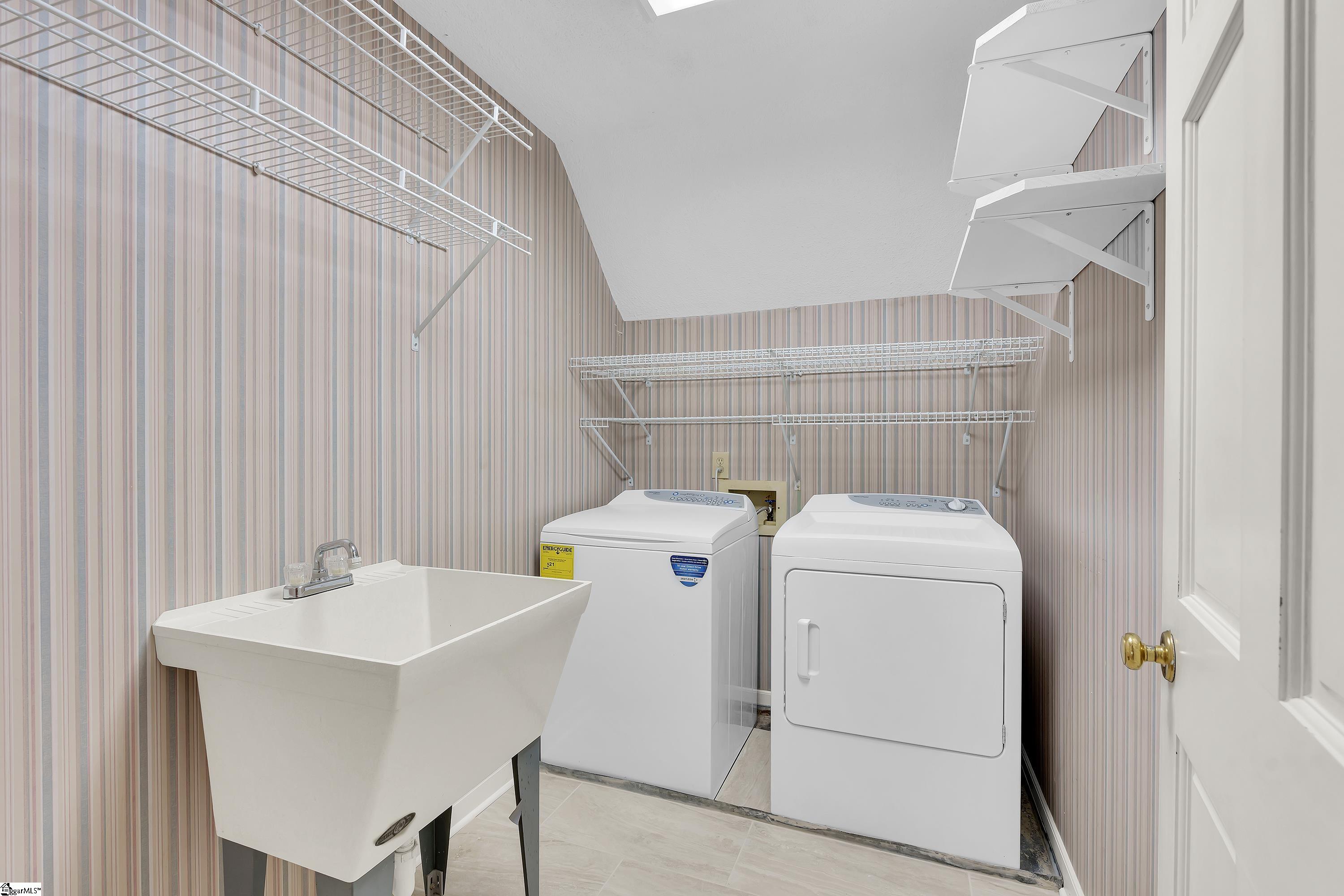 122 Hidden Hills Drive