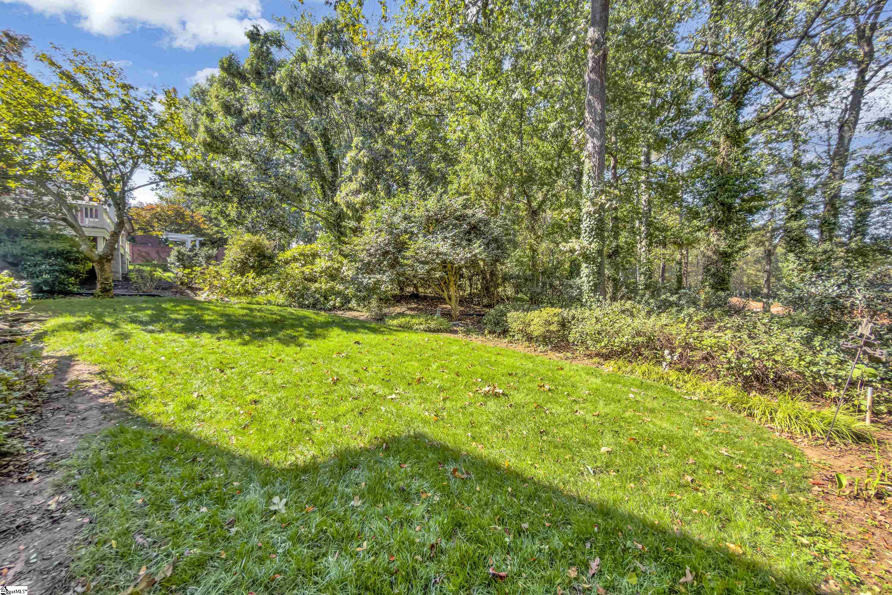 122 Hidden Hills Drive