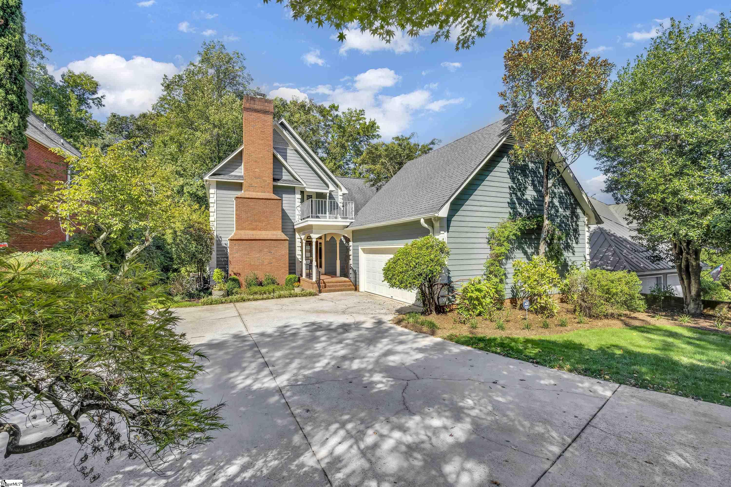 122 Hidden Hills Drive