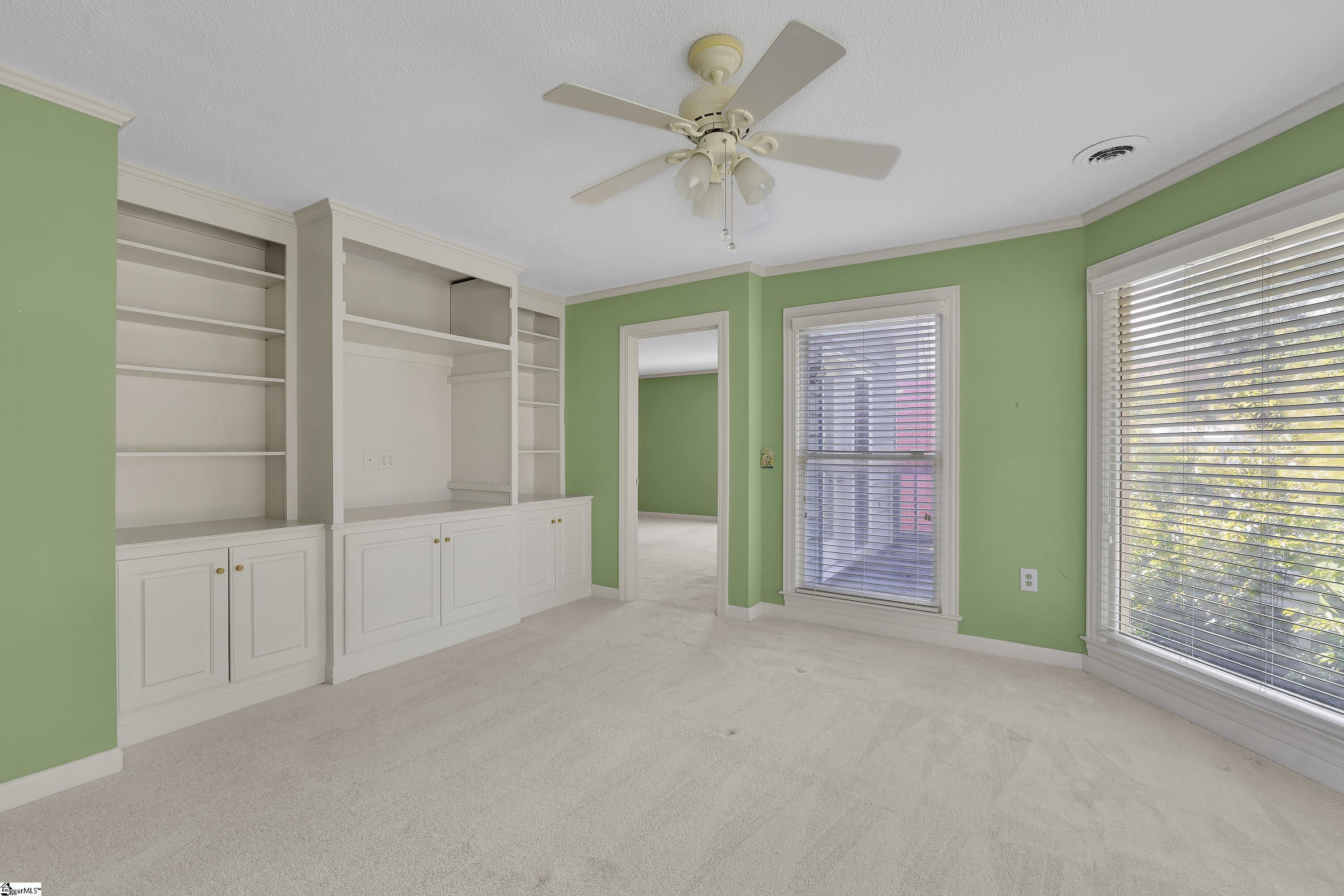 122 Hidden Hills Drive