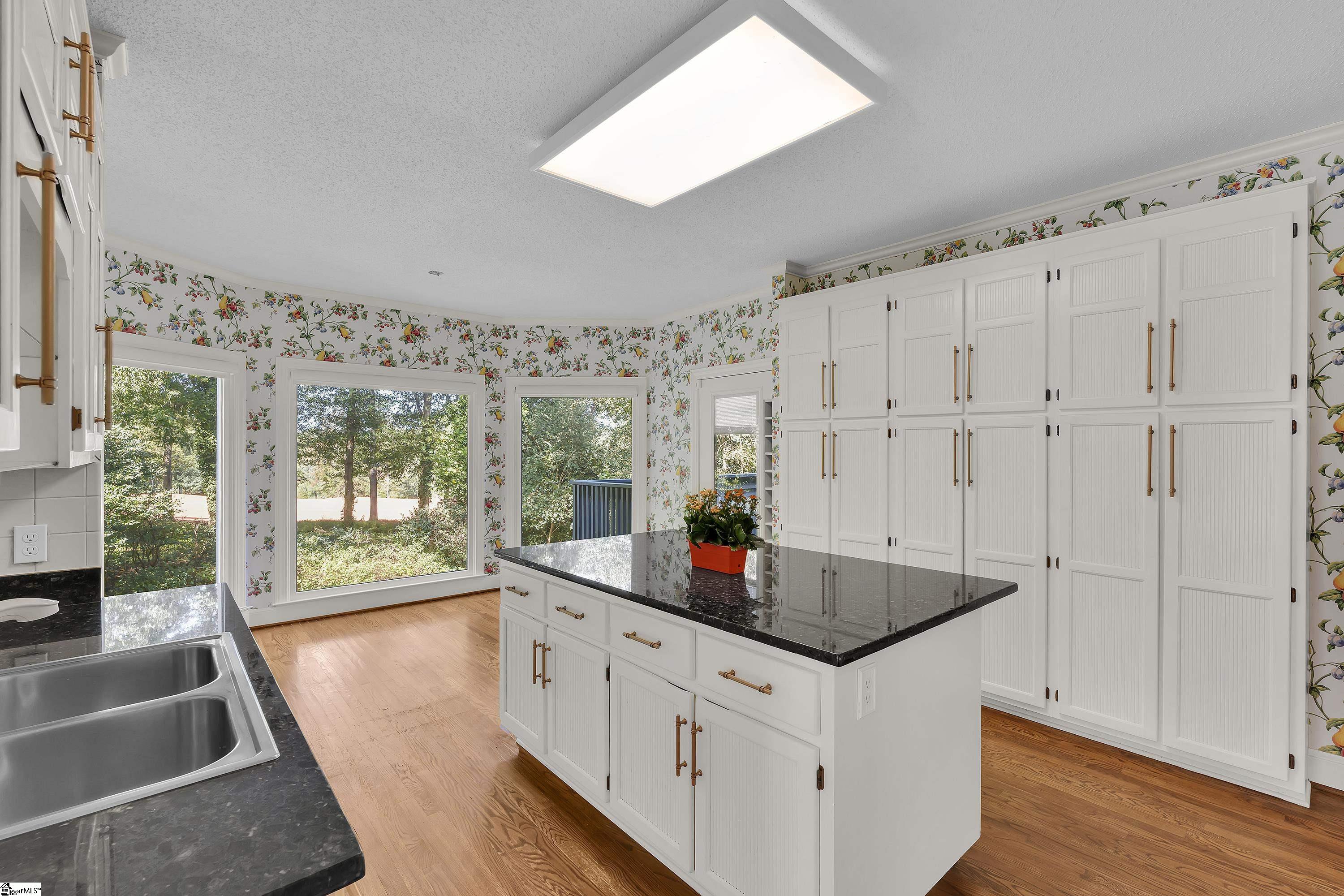 122 Hidden Hills Drive