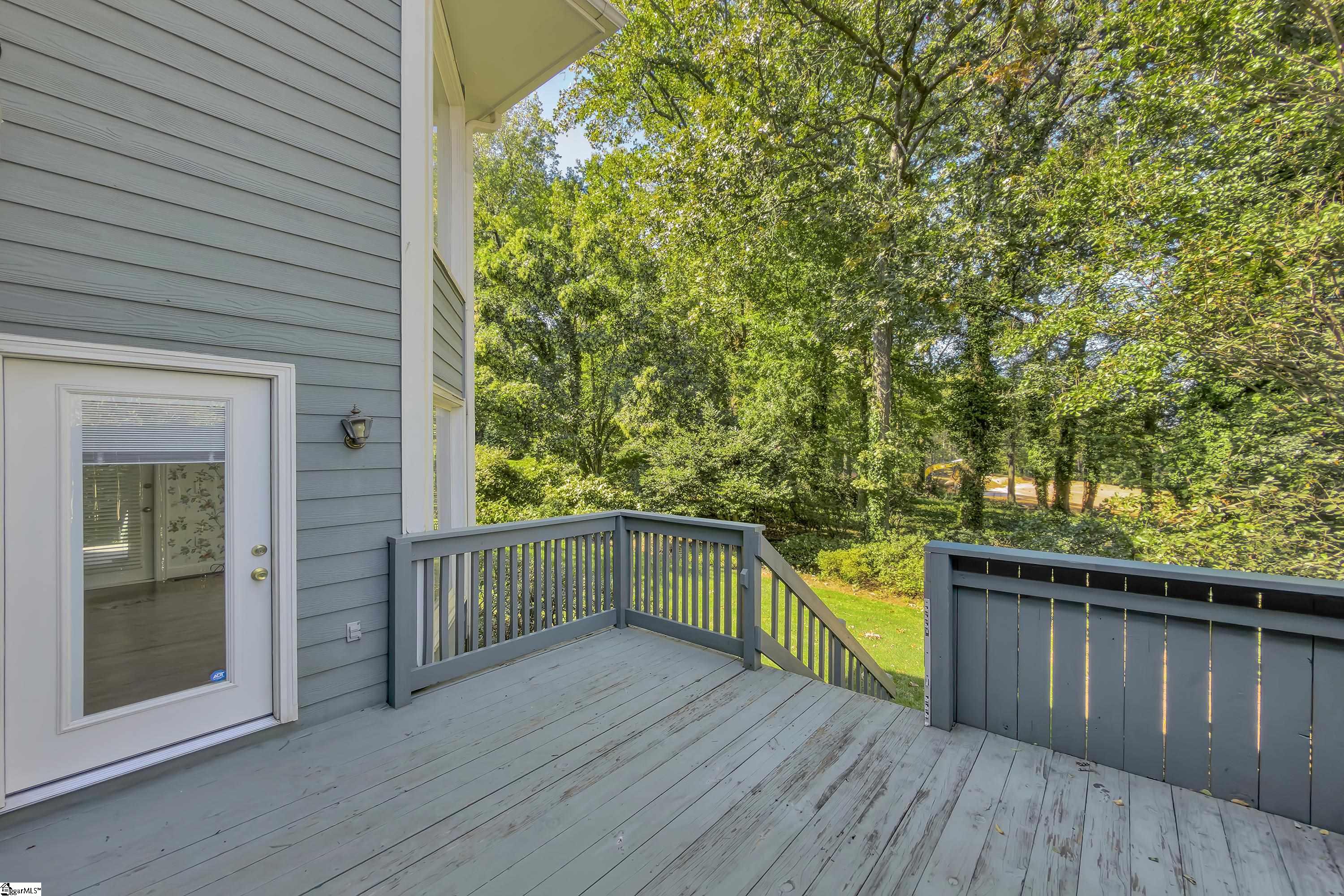 122 Hidden Hills Drive