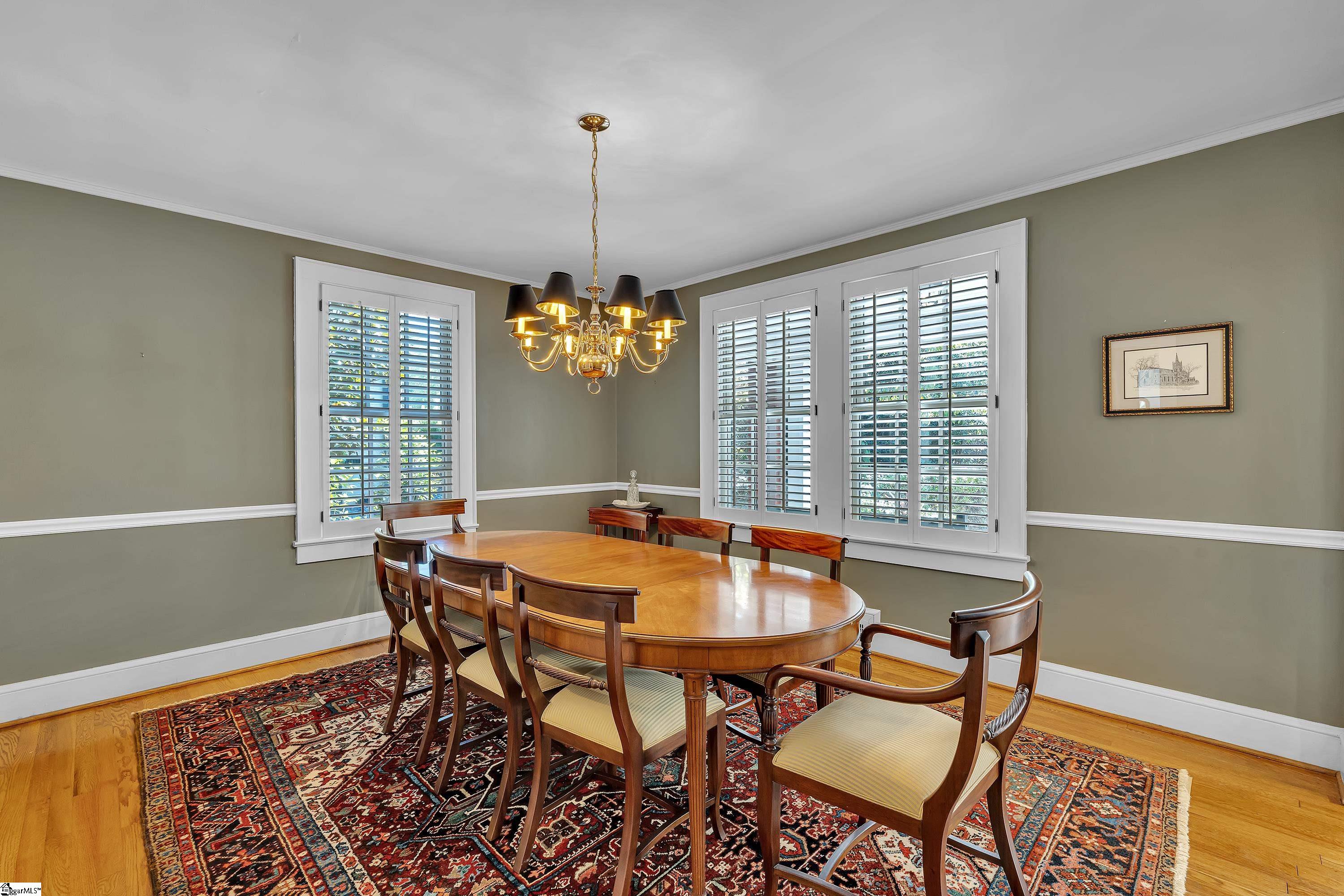 46 W Hillcrest Drive