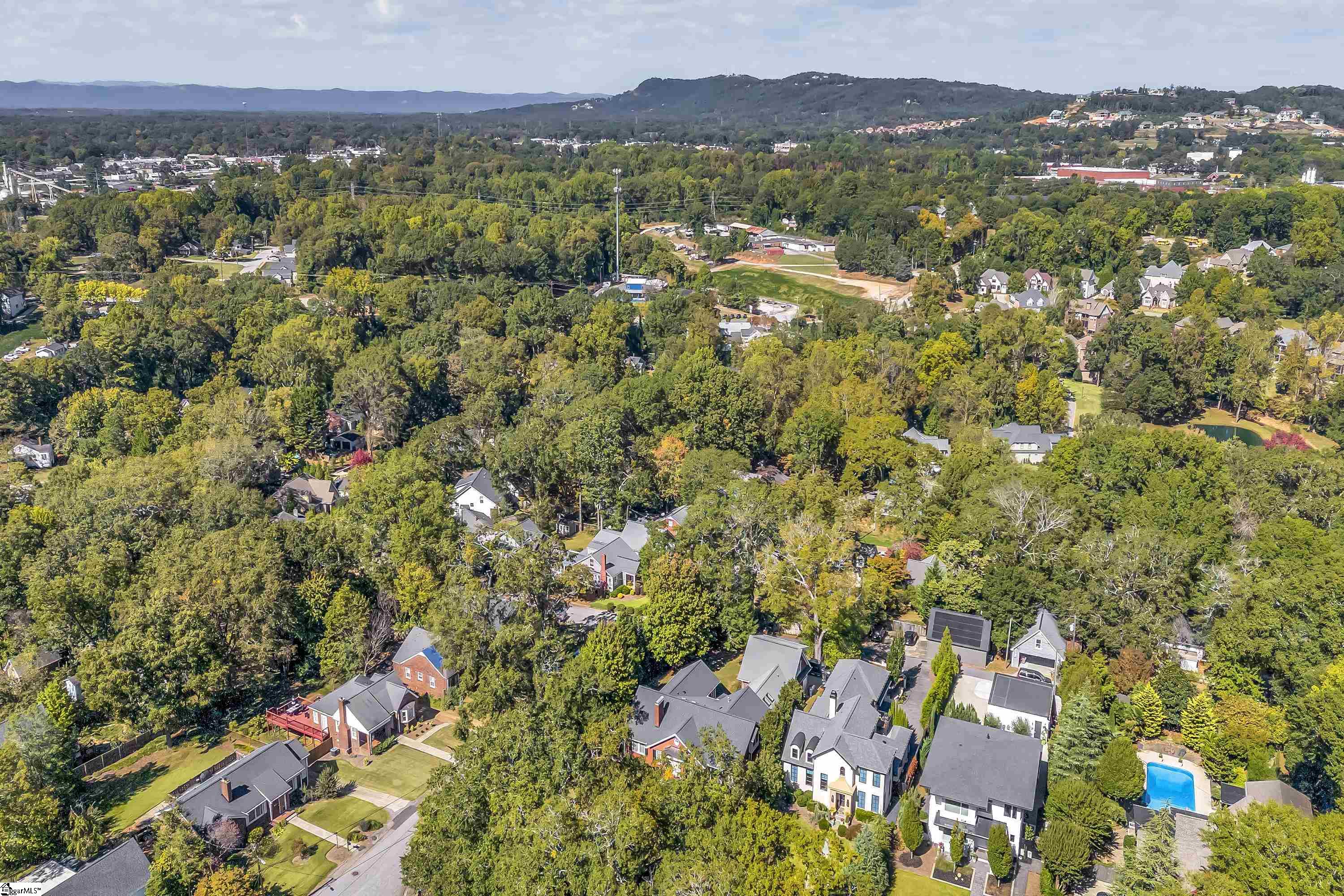 46 W Hillcrest Drive