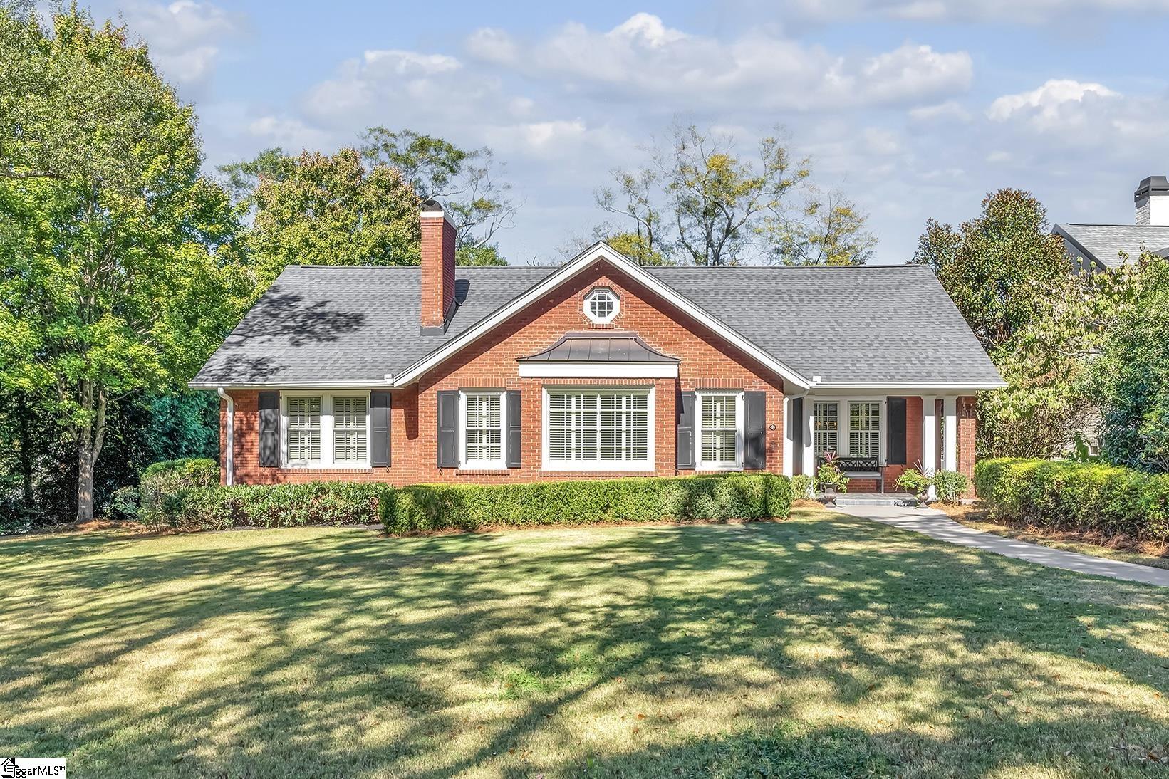 46 W Hillcrest Drive