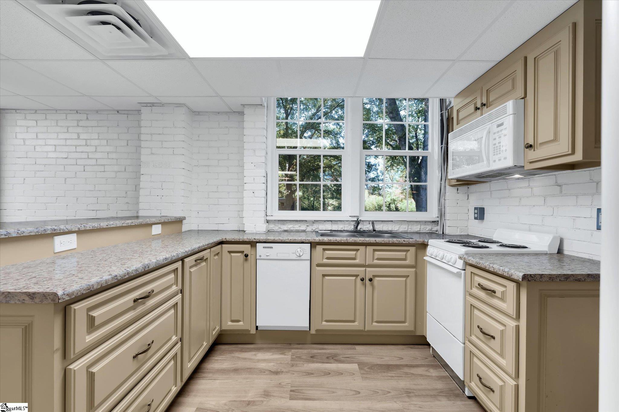 903 N A Street, Easley