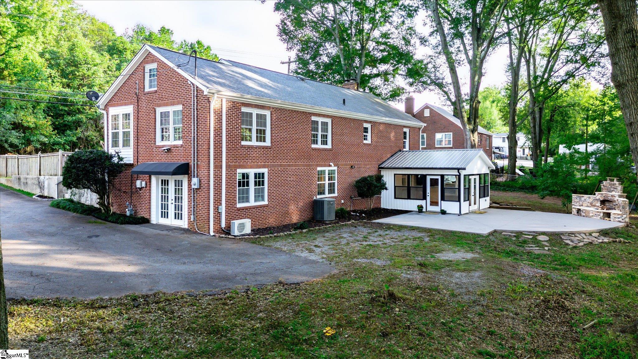 903 N A Street, Easley