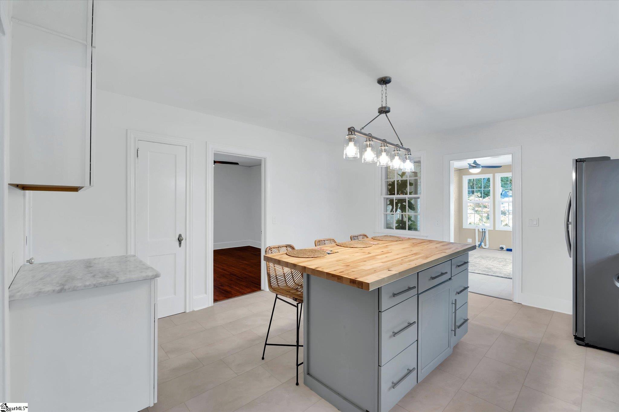 903 N A Street, Easley