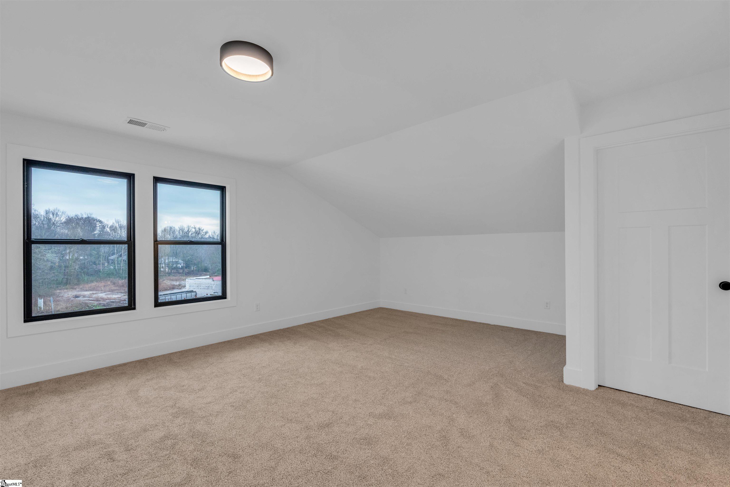 214 Ackert Way, Greenville