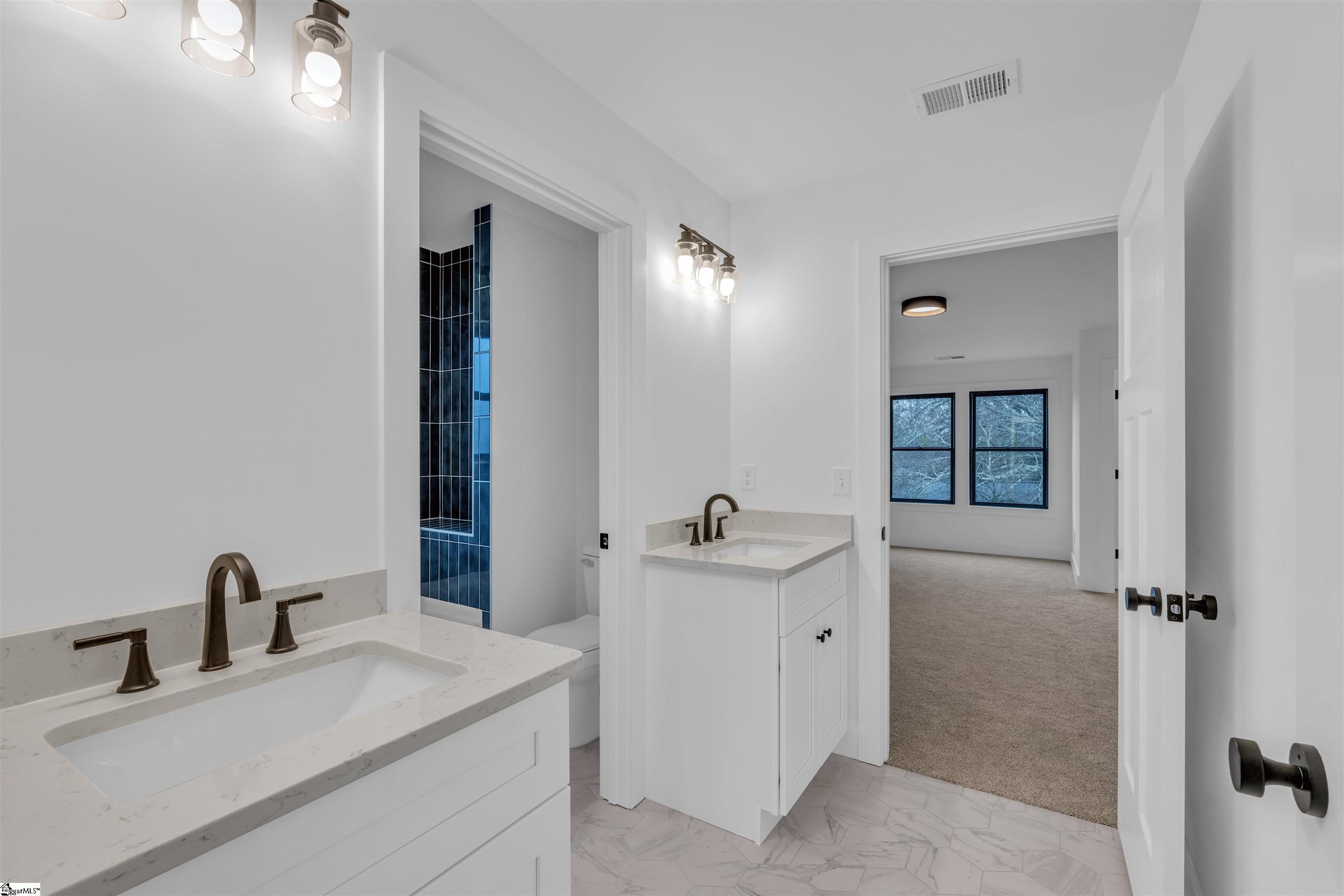 214 Ackert Way, Greenville