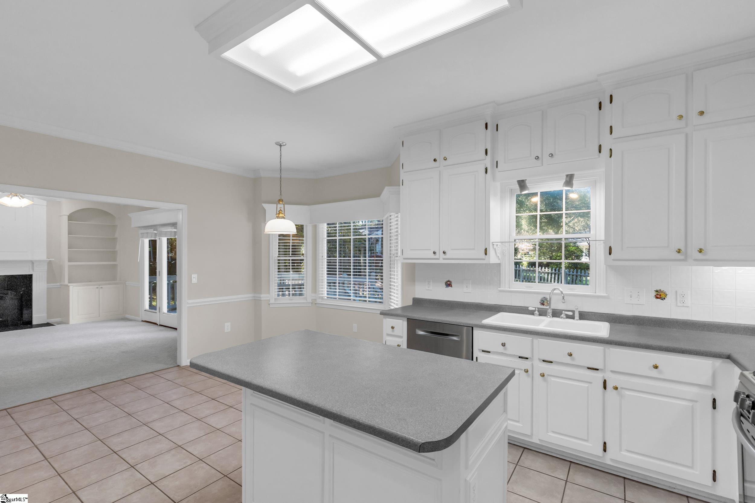 100 Bonwood Avenue, Simpsonville