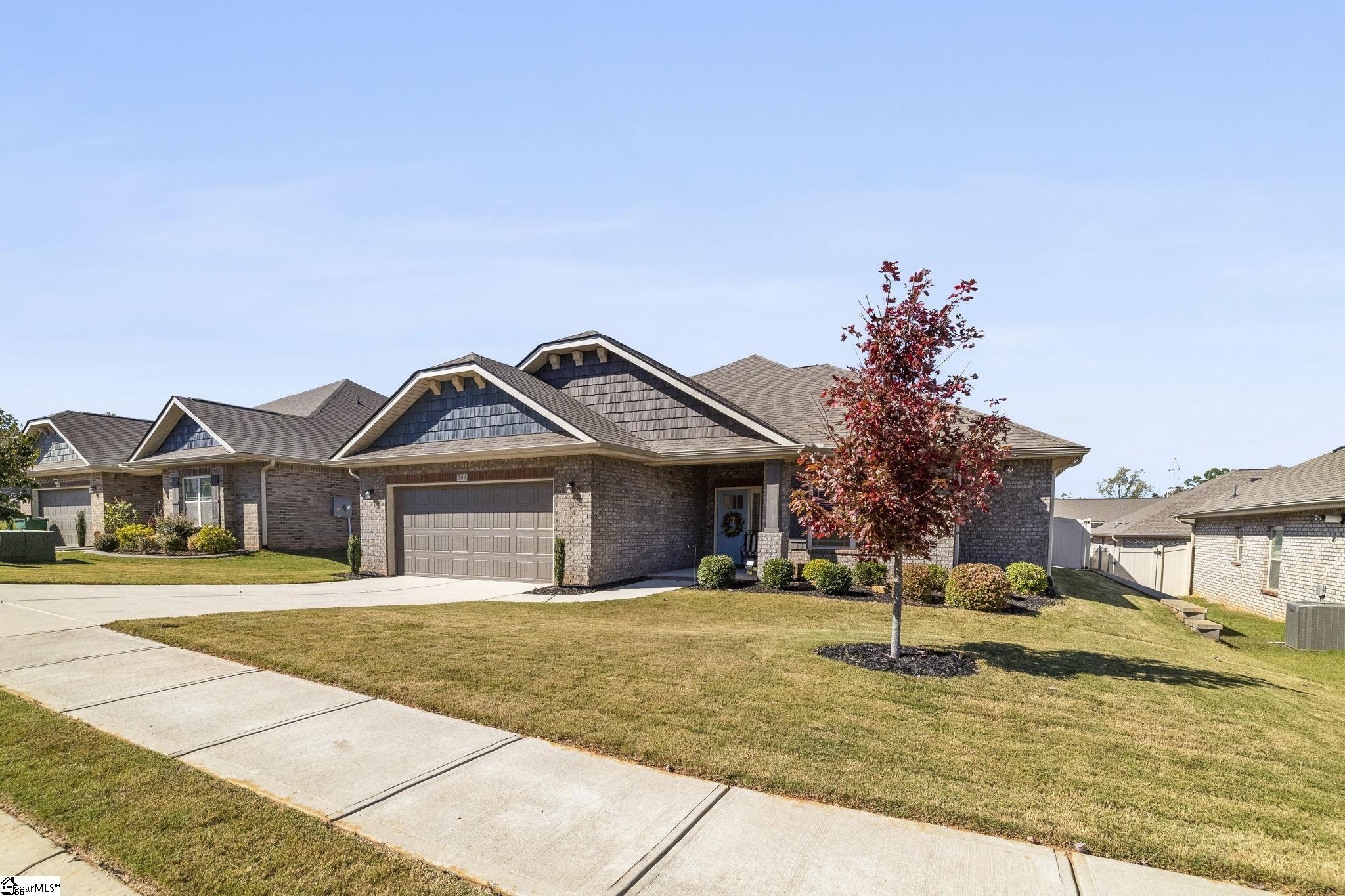 509 Flying Squirrel Way, Greenville